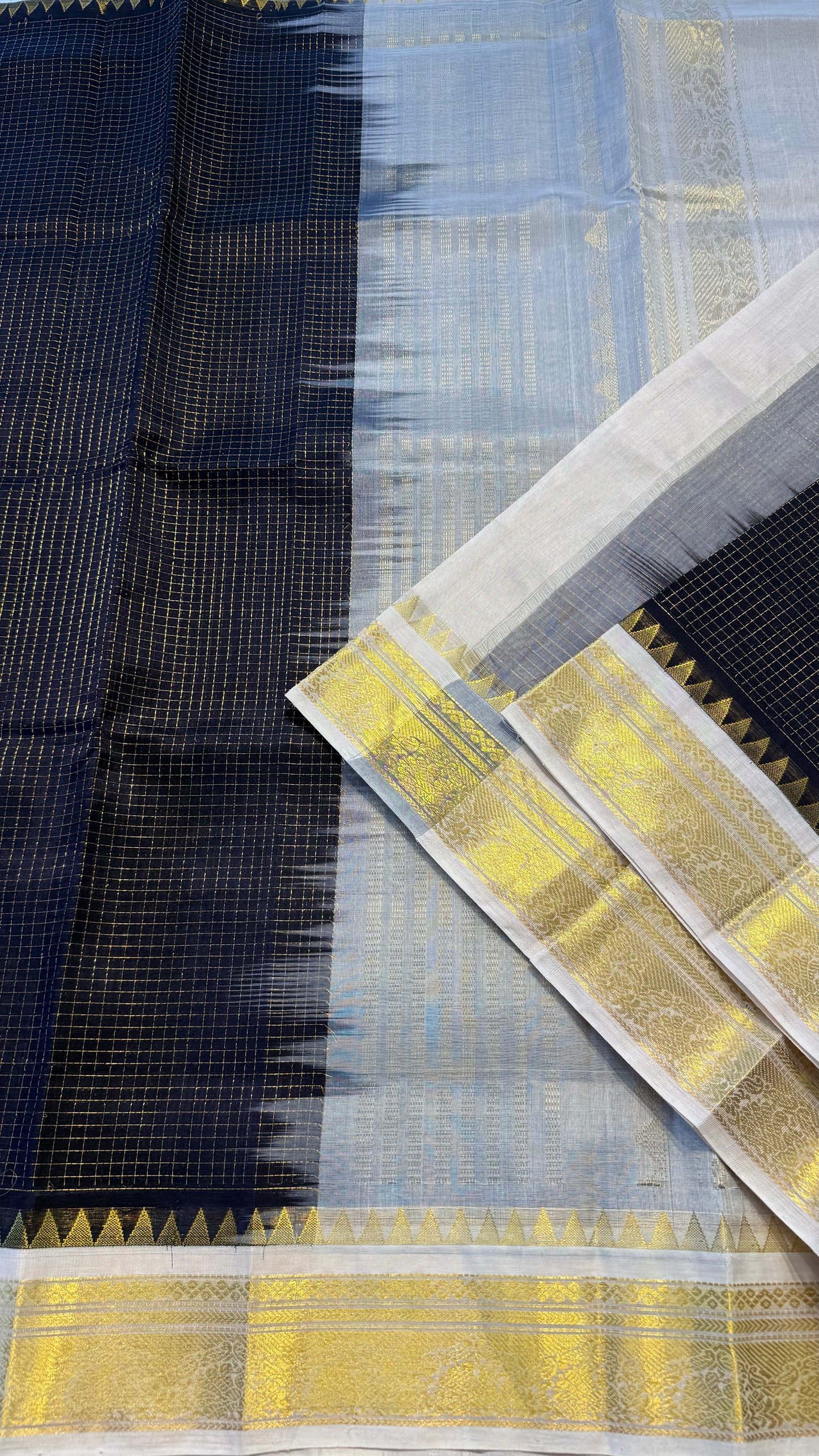 DARK PURPLE WITH CREAM HANDLOOM KANCHIPURAM SILK COTTON (KSC75)