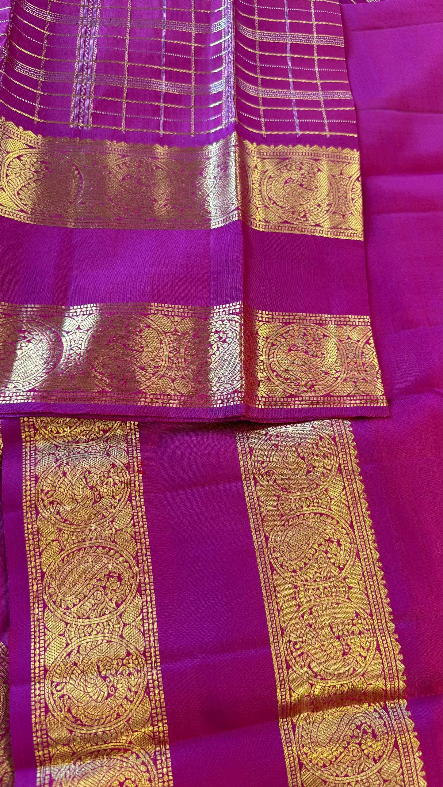MAGENTA GOLD & SILVER ZARI KATTAM HANDLOOM KANICHIPURAM SILK SAREE (KSS34)
