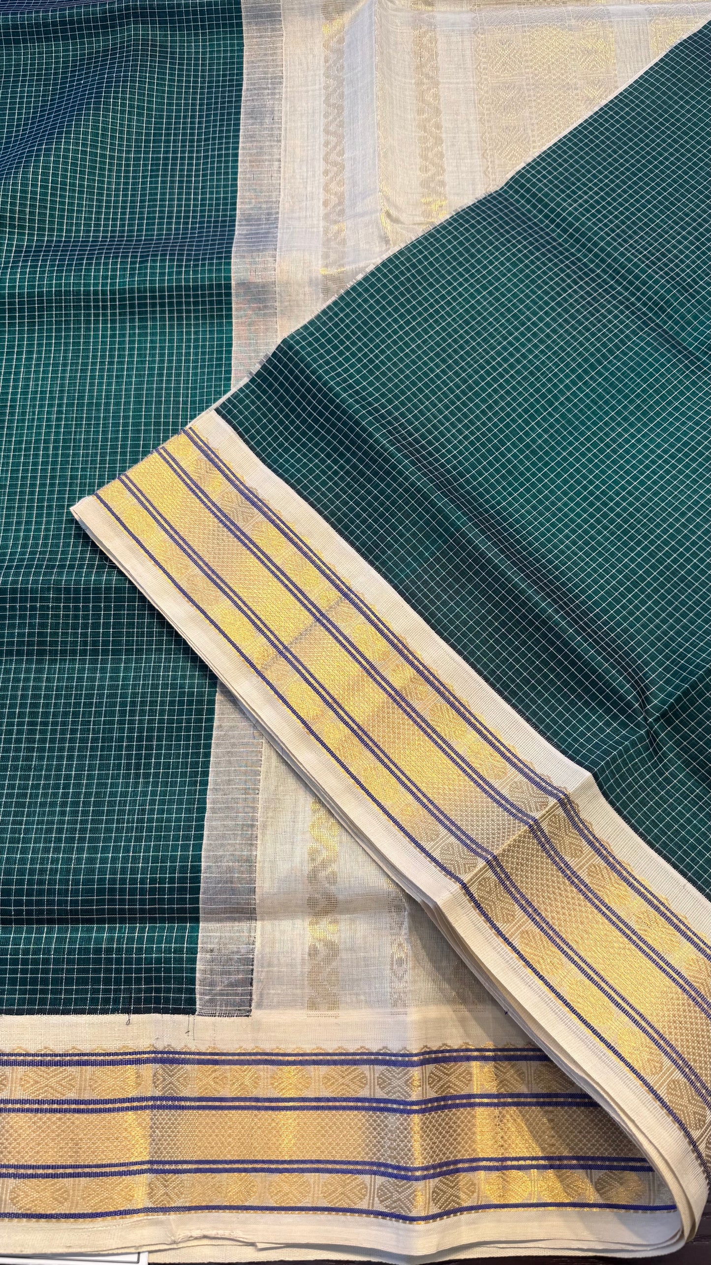 CHECKED DARK GREEN WITH WHITE HANDLOOM KANCHIPURAM SILK COTTON (KSC136)