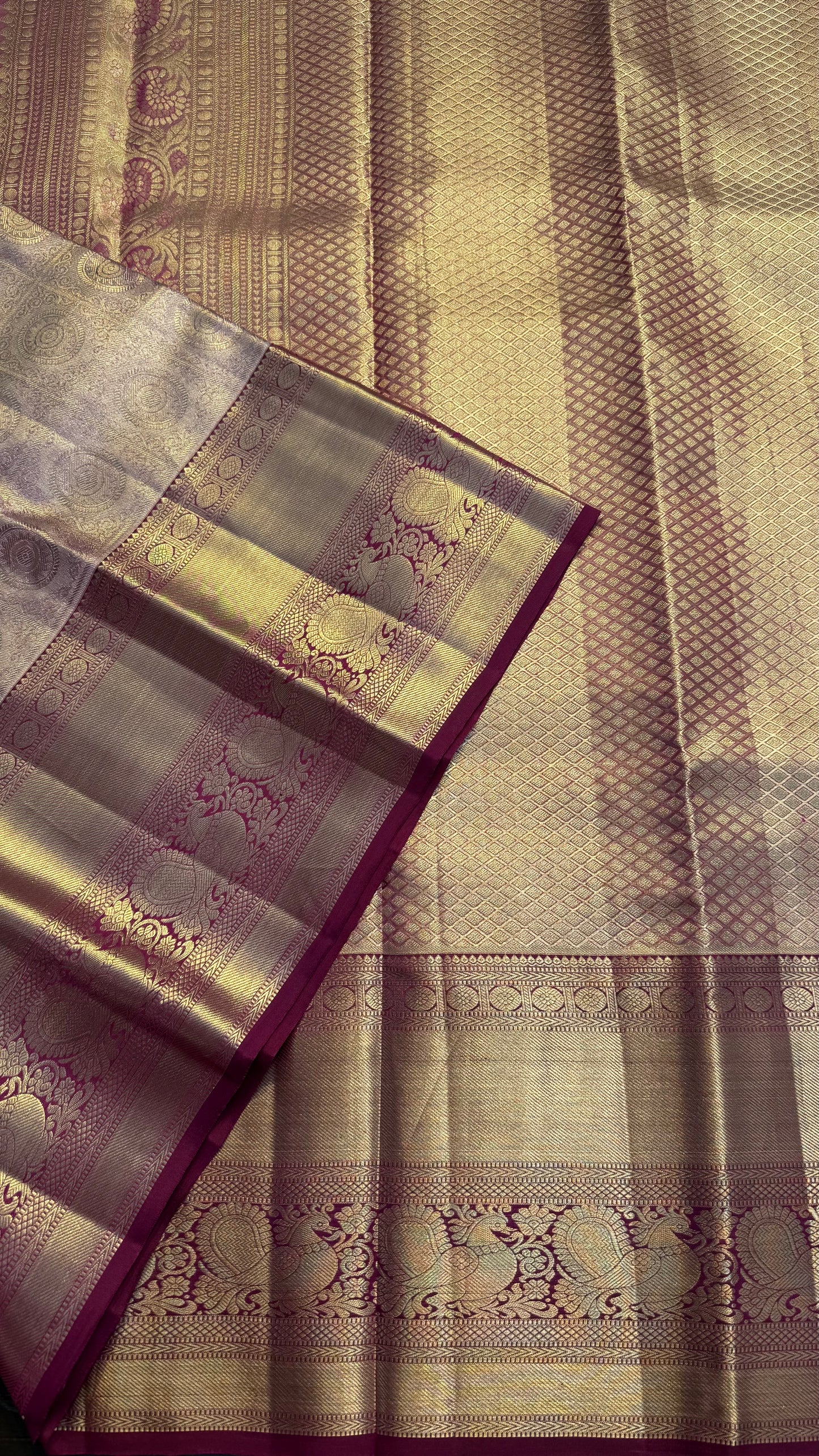 GOLDEN WITH CONTRAST MAGENTA PINK GOLD ZARI HANDLOOM KANCHIPURAM SILK SAREE (KSS444)