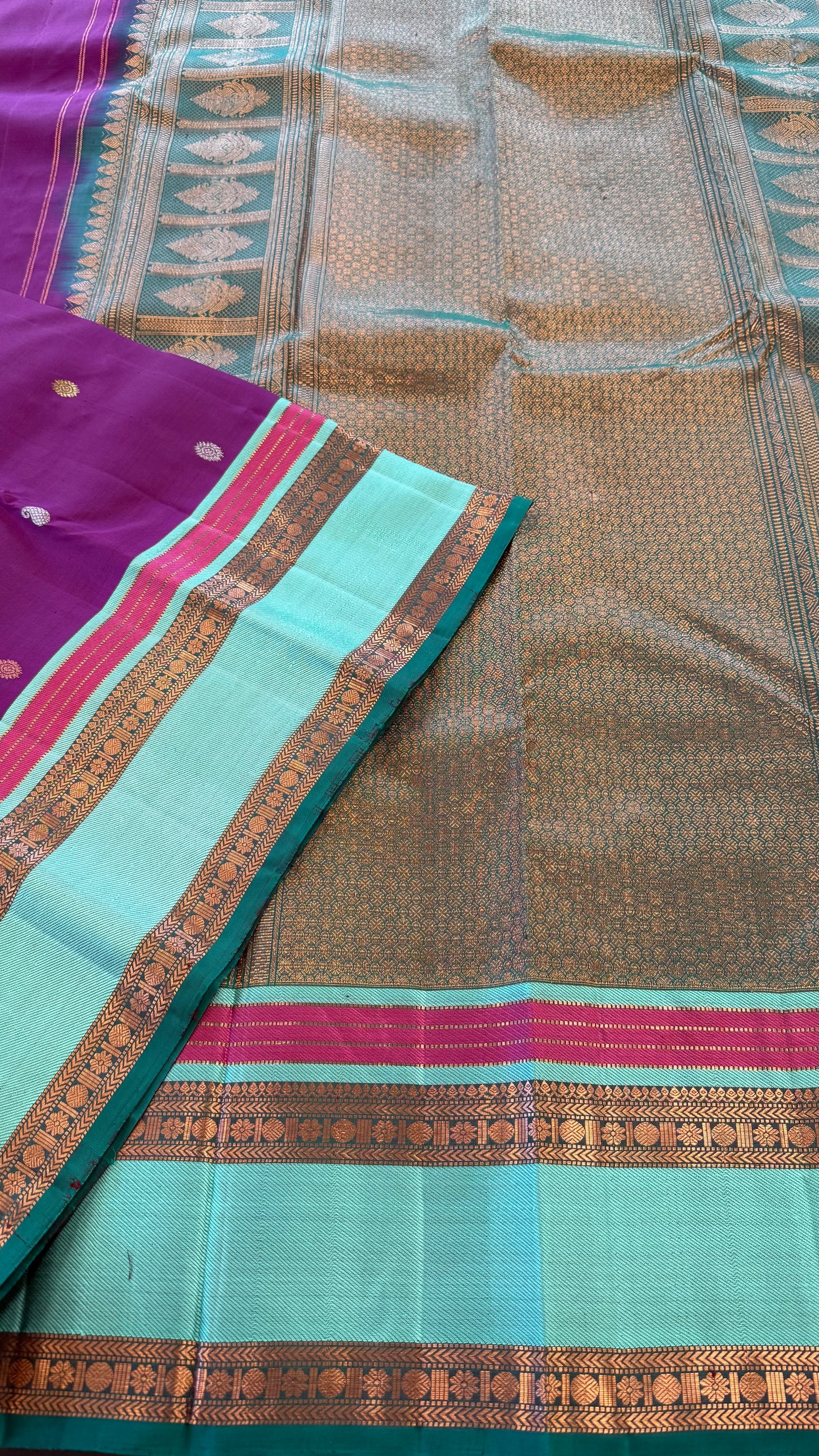 RASBERRY PURPLE CONTRAST GOLD ZARI HANDLOOM KANICHIPURAM SILK SAREE (KSS72)