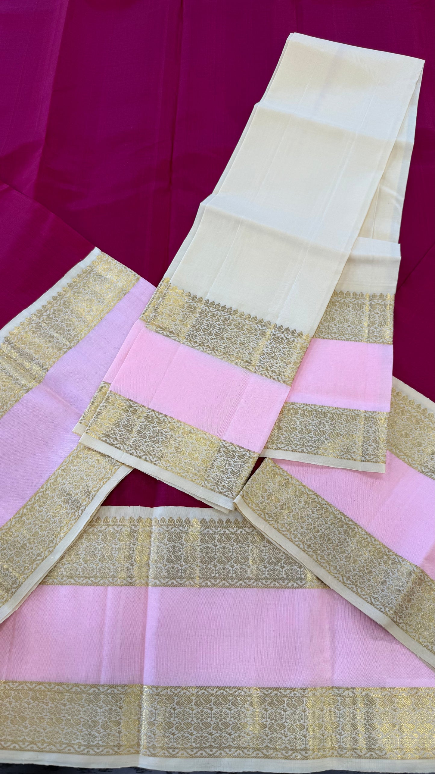 DARK PINK WITH CONTRAST GOLD PINK GOLD ZARI HANDLOOM KANICHIPURAM SILK SAREE (KSS269)