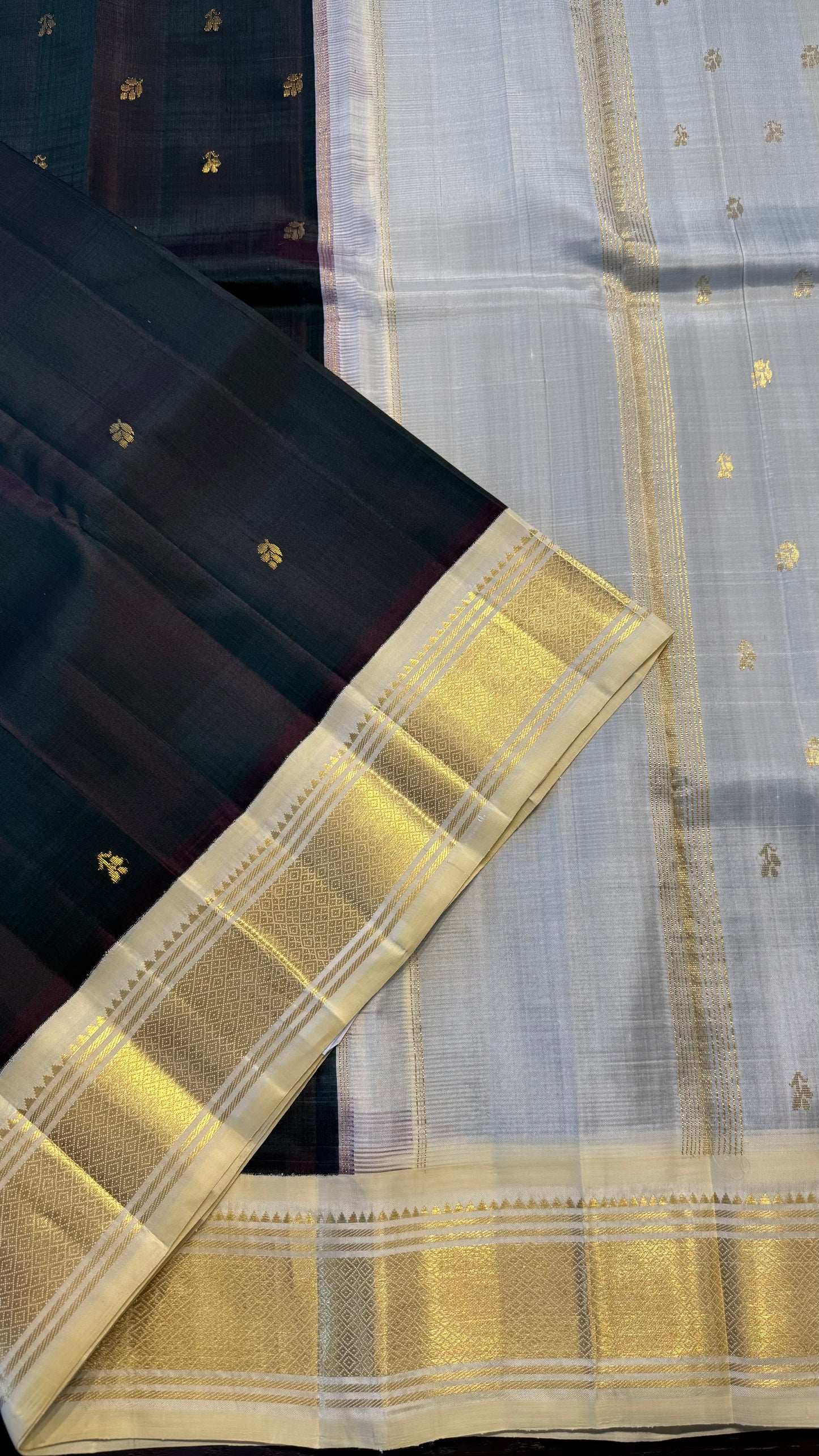 DUAL TONE PURPLE GREEN WITH CONTRAST CREAM PURE HANDLOOM KANCHIPURAM SINGLE SIDE BORDER SILK SAREE (KSSB22)