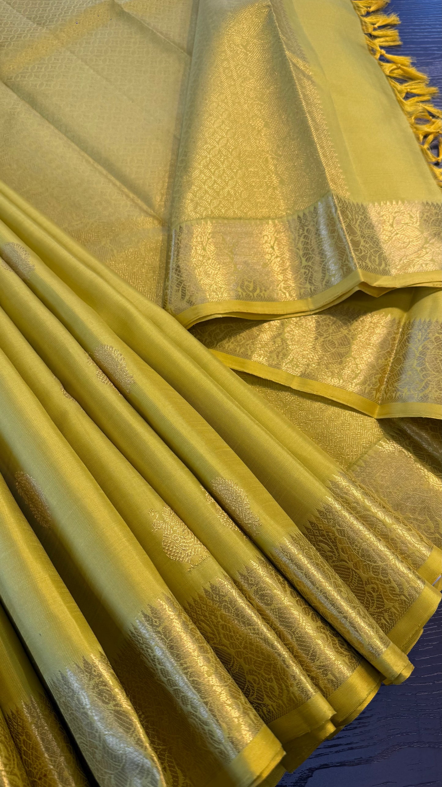 LEMON YELLOW GOLD ZARI HANDLOOM KANICHIPURAM SILK SAREE (KSS133)