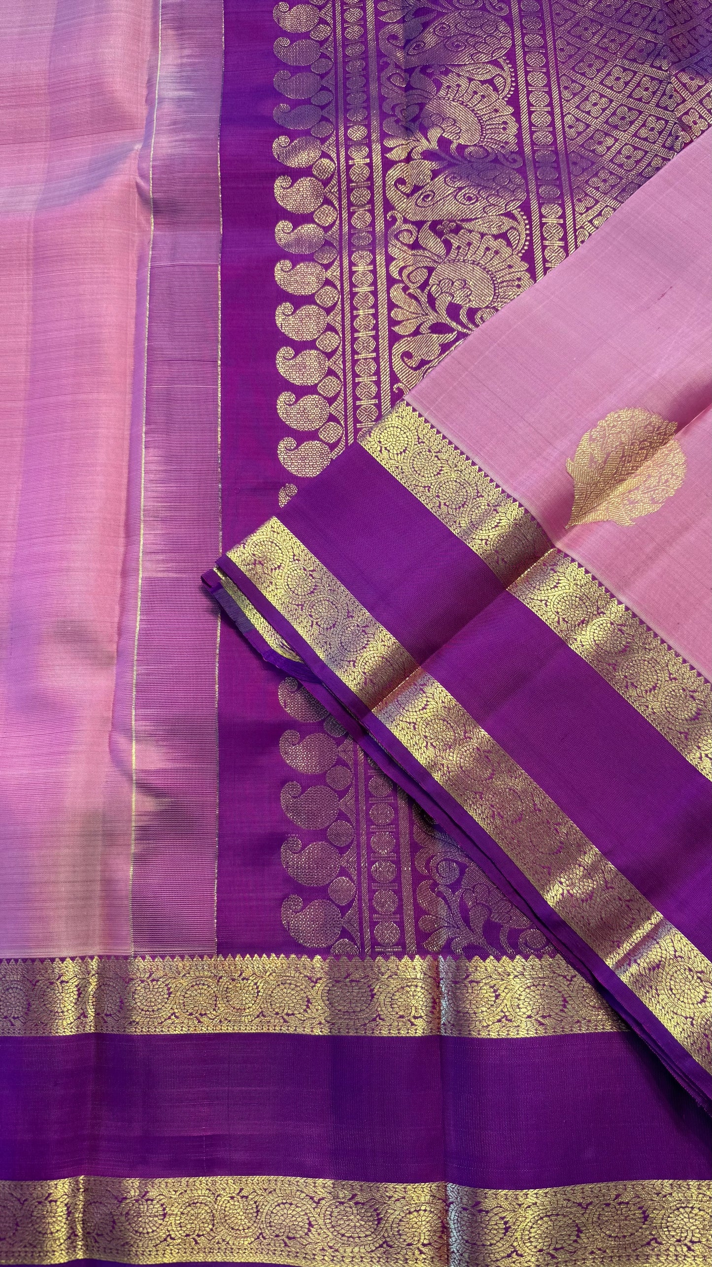 LIGHT PASTEL PINK WITH CONTRAST MAGENTA PURPLE KANCHIPURAM HANDLOOM SILK SAREE (KSS343)