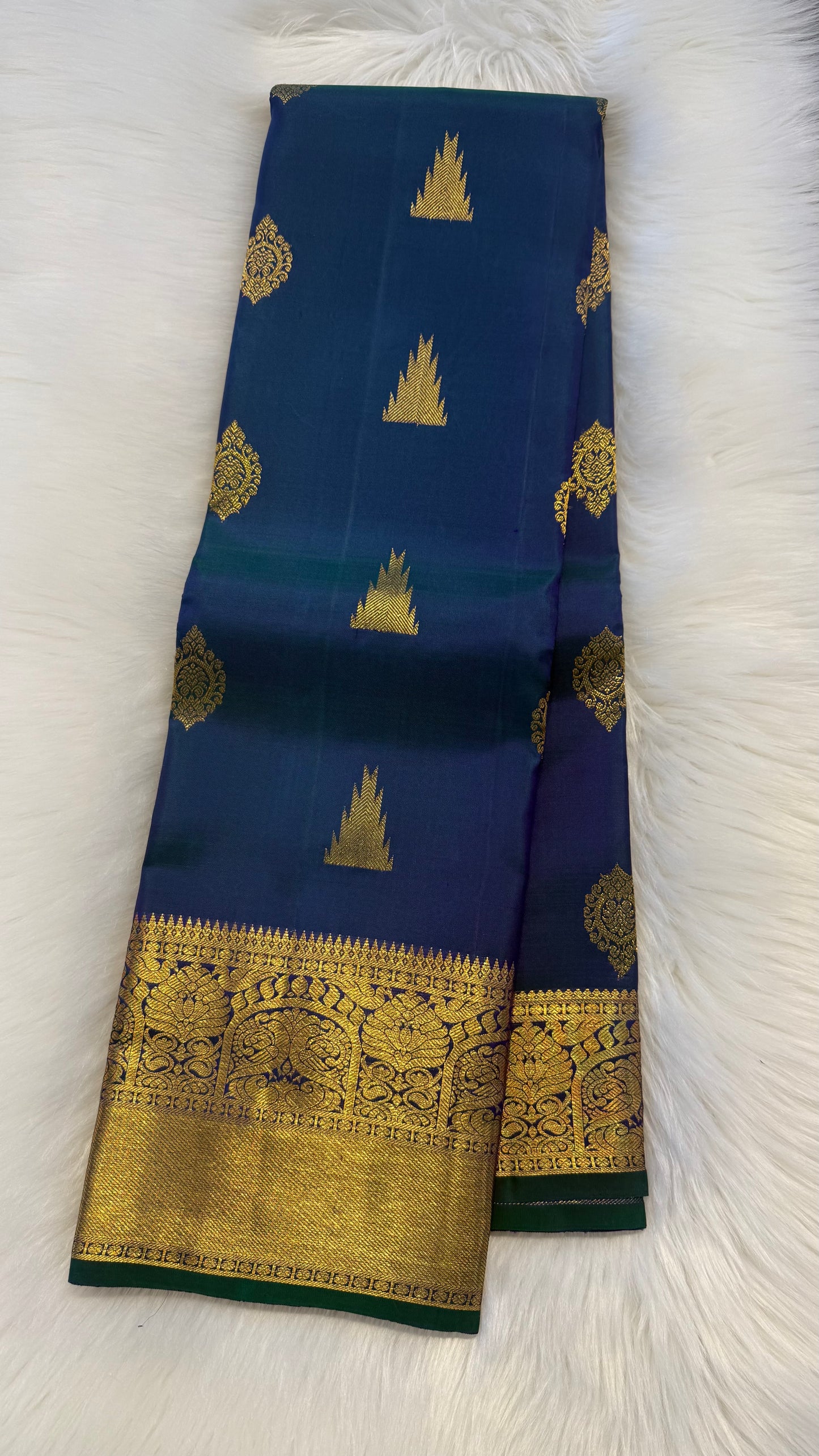PEACOCK BLUE GOLD ZARI HANDLOOM KANICHIPURAM SILK SAREE (KSS95)