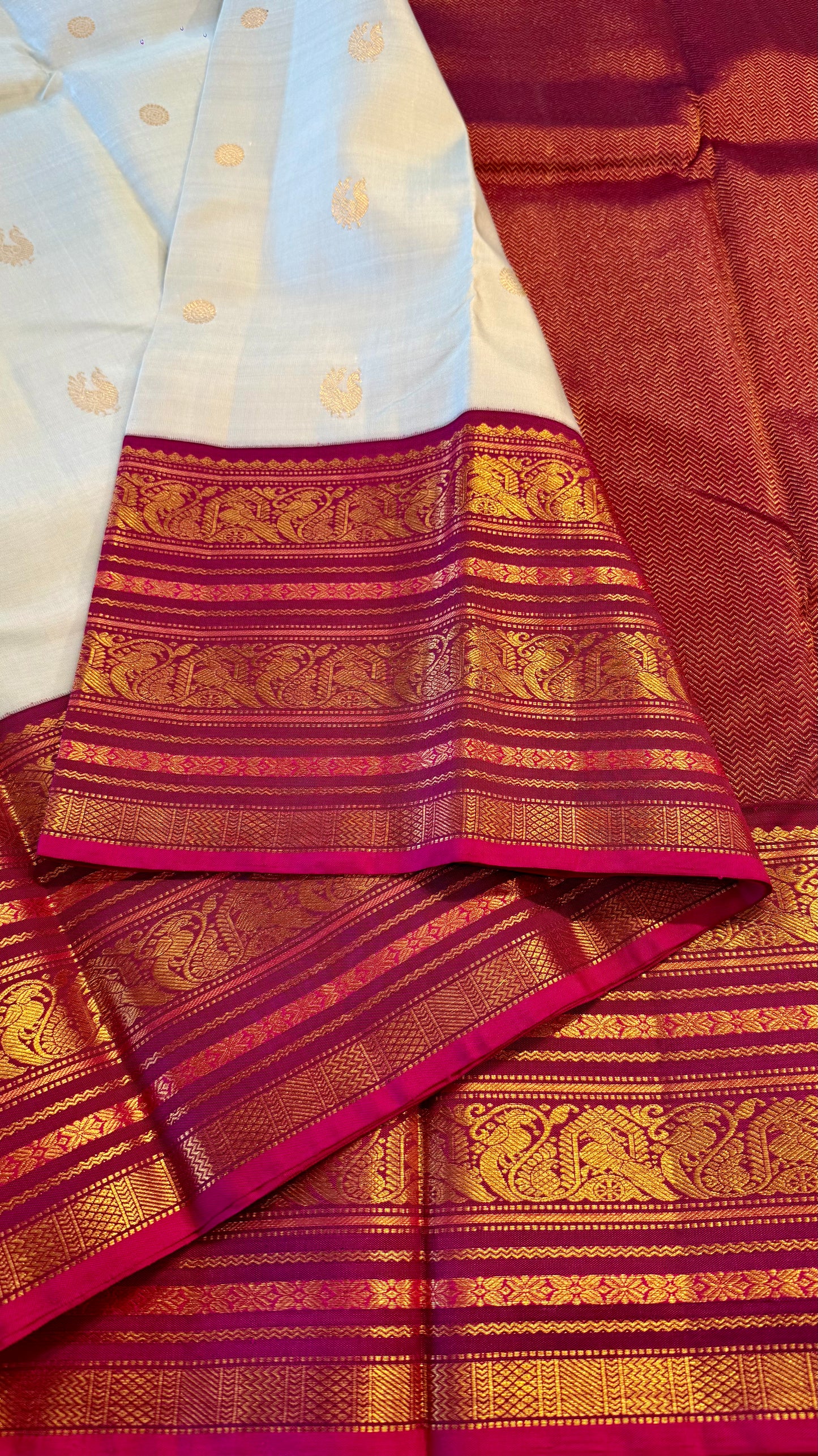 PASTEL LIGHT BLUE WITH VADAMALLI PURPLE TRADITIONAL HANDLOOM KANICHIPURAM SILK SAREE (KSS40)