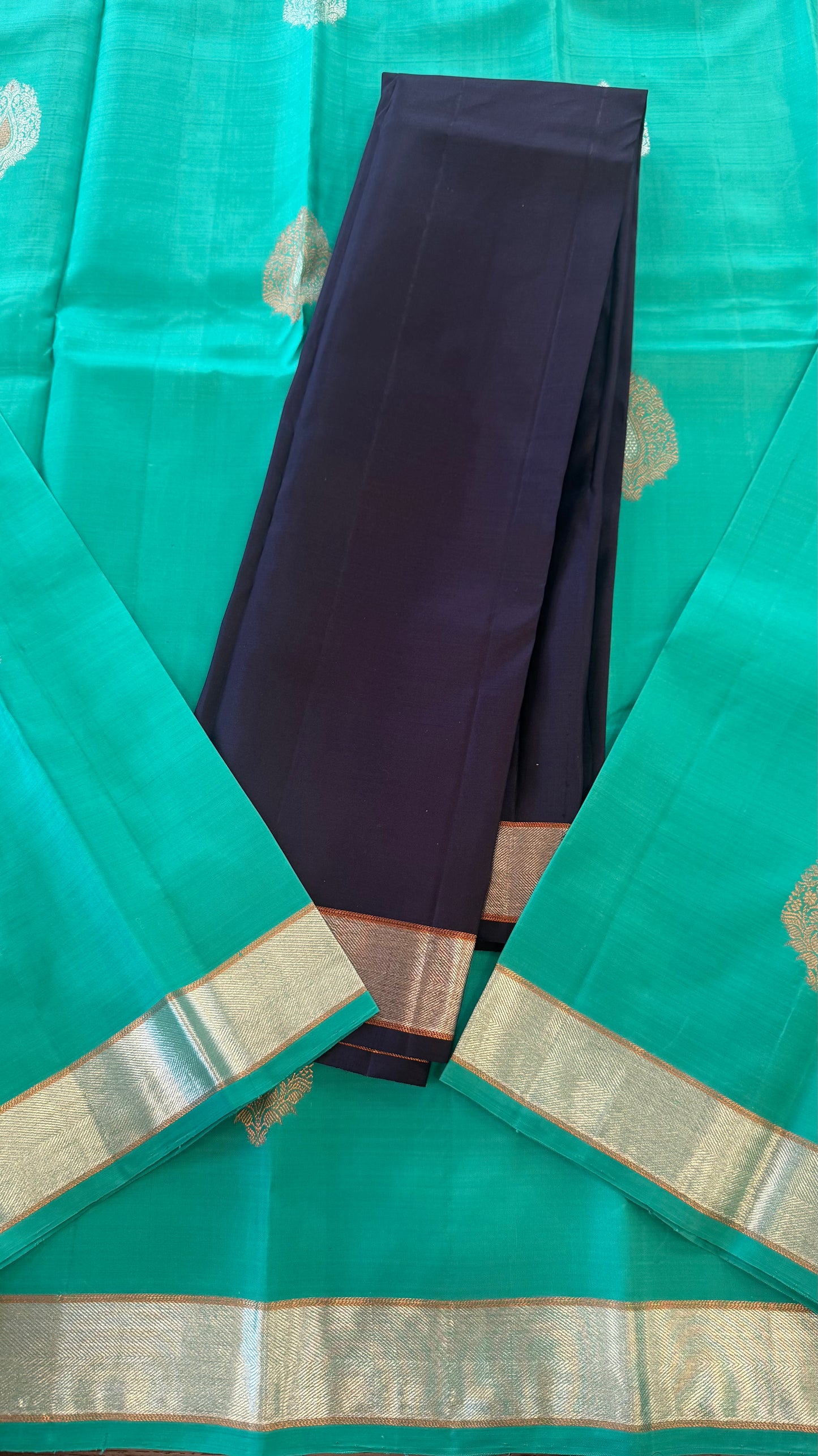 TURQUOISE BLUE GOLD ZARI HANDLOOM KANICHIPURAM SILK SAREE (KSS145)