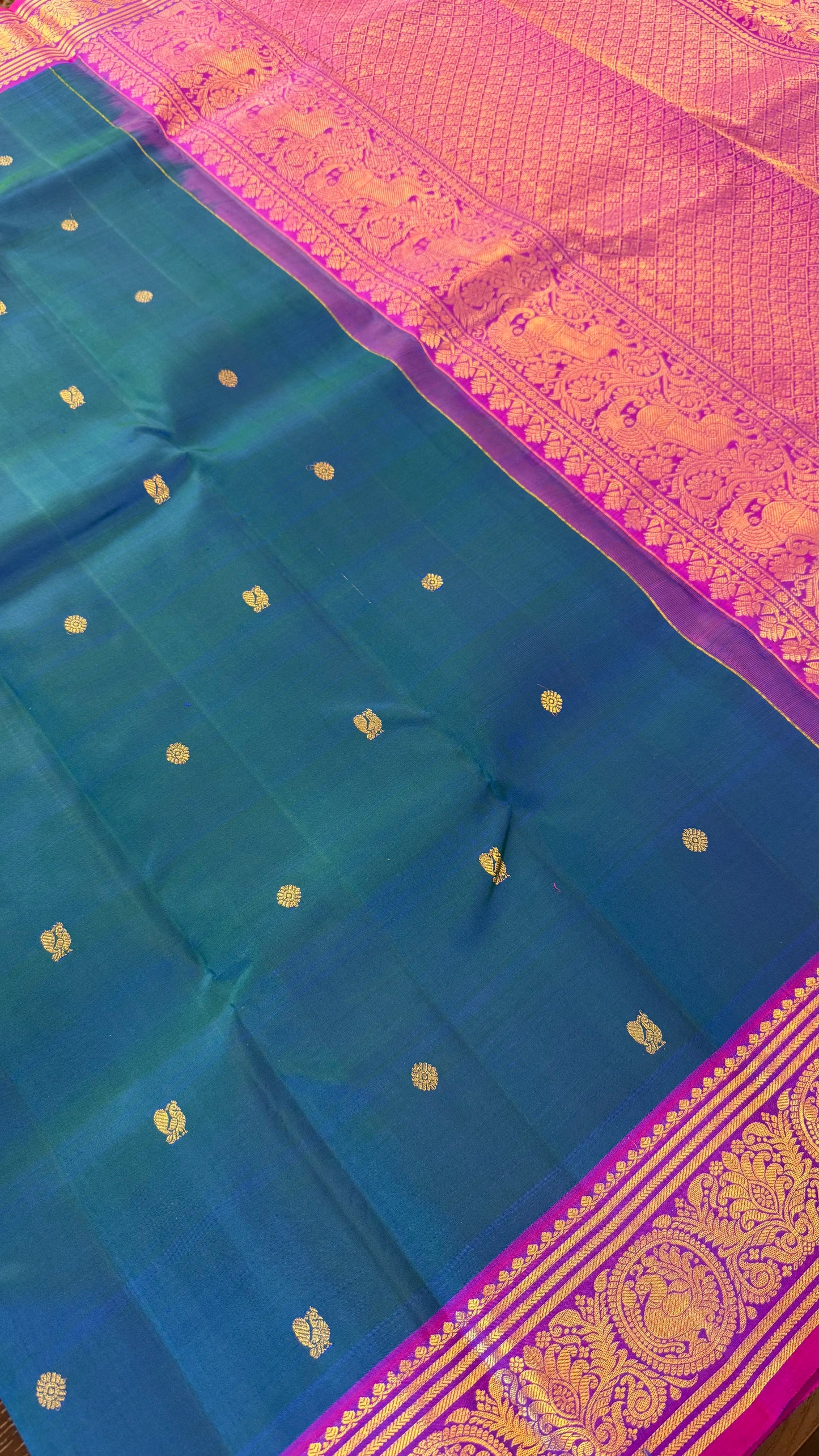 PEACOCK BLUE WITH CONTRAST PURPLE GOLD ZARI HANDLOOM KANICHIPURAM SILK SAREE (KSS122)