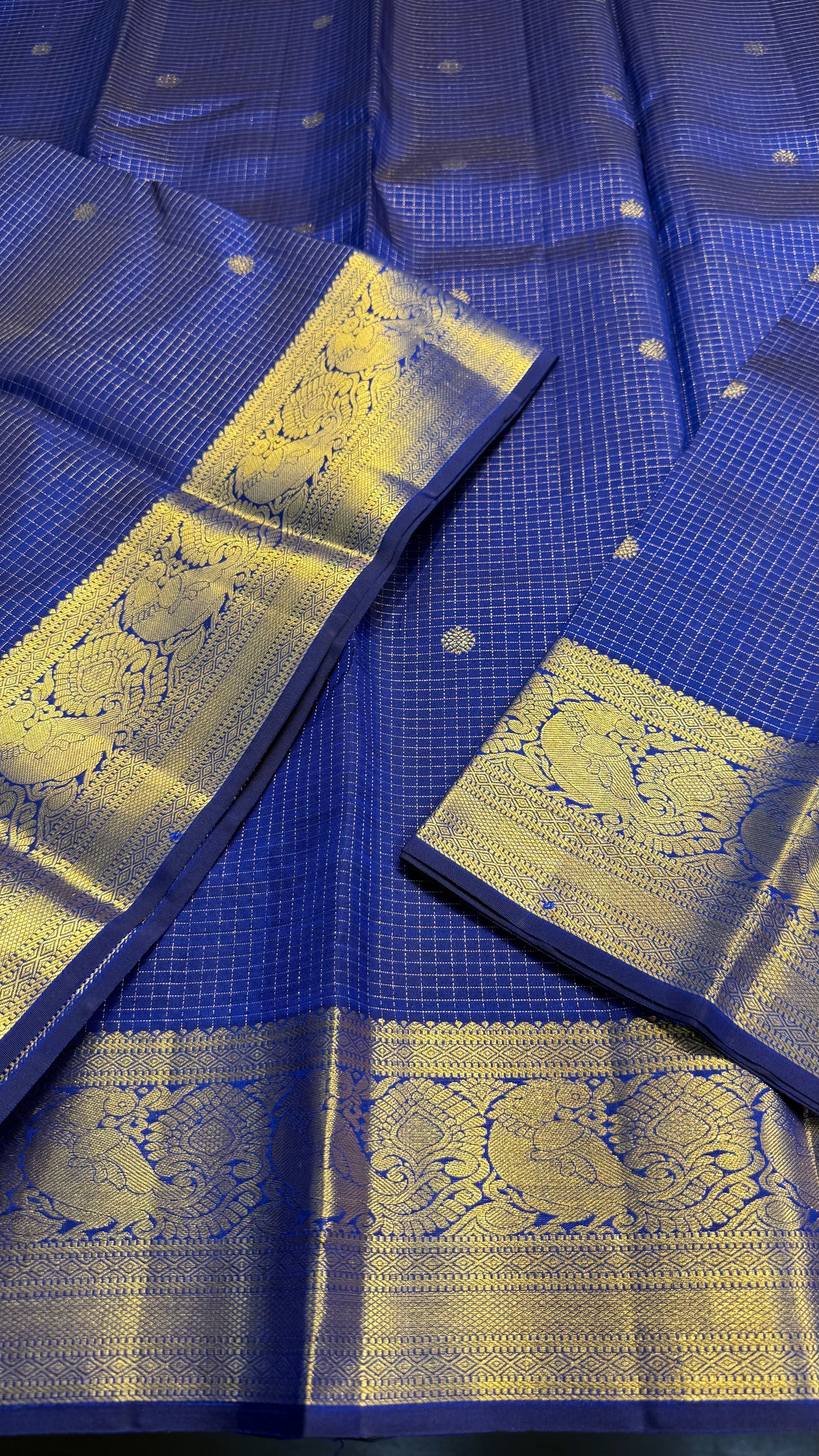BLUE TRADITIONAL SMALL KATTAM GOLD ZARI HANDLOOM KANICHIPURAM SILK SAREE (KSS258)