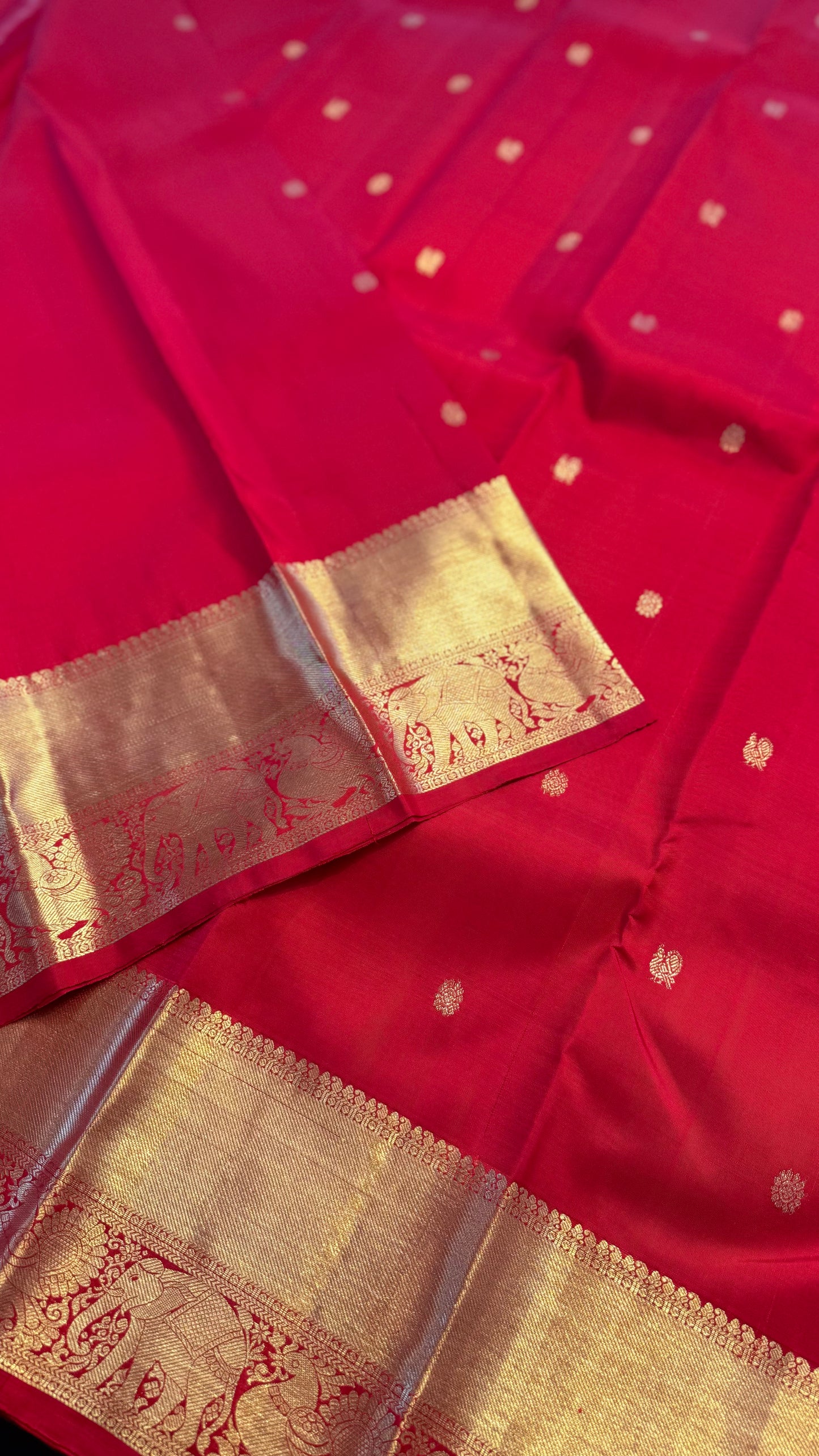 CHILLI RED GOLD ZARI HANDLOOM KANICHIPURAM SILK SAREE (KSS239)