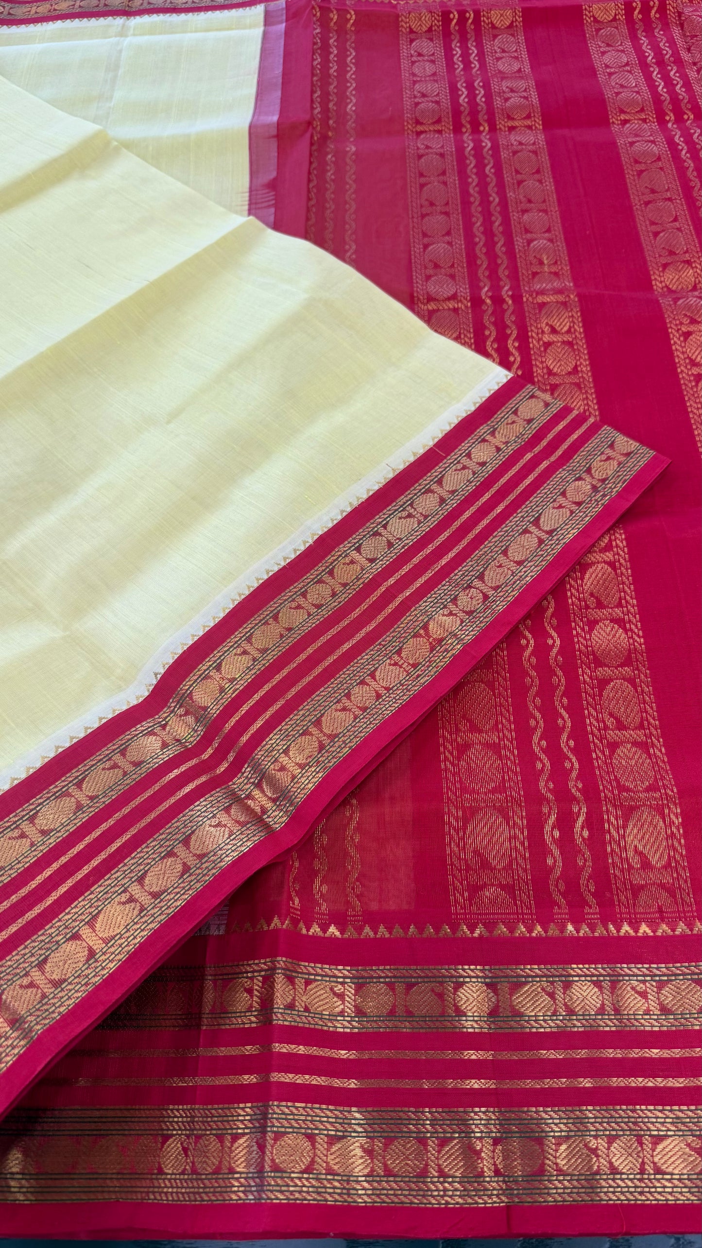 LEMON YELLOW WITH CHILLI RED HANDLOOM KANCHIPURAM SILK COTTON (KSC16)