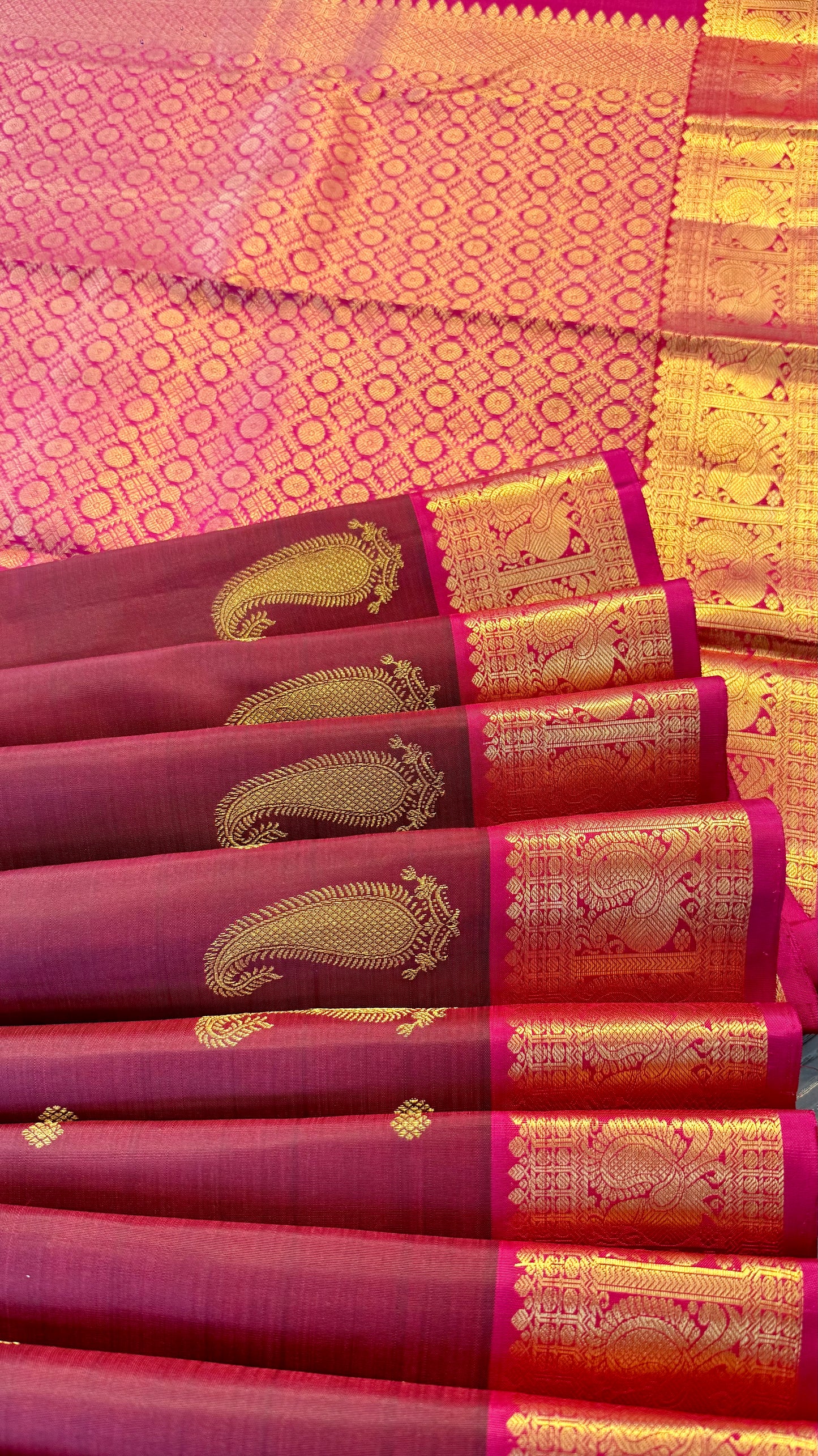 MULBERRY MAROON MANGO MOTIF CONTRAST RANI PINK HANDLOOM KANICHIPURAM SILK SAREE (KSS37)