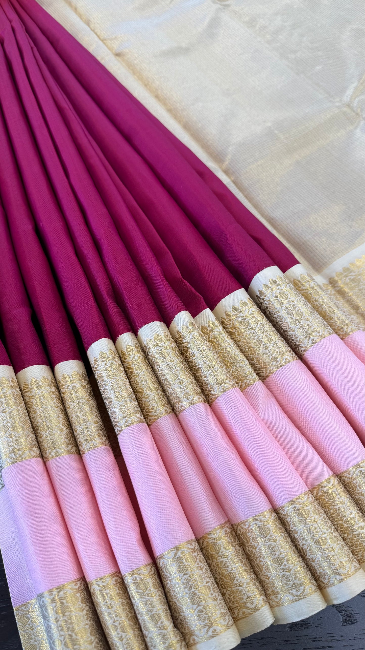 DARK PINK WITH CONTRAST GOLD PINK GOLD ZARI HANDLOOM KANICHIPURAM SILK SAREE (KSS269)