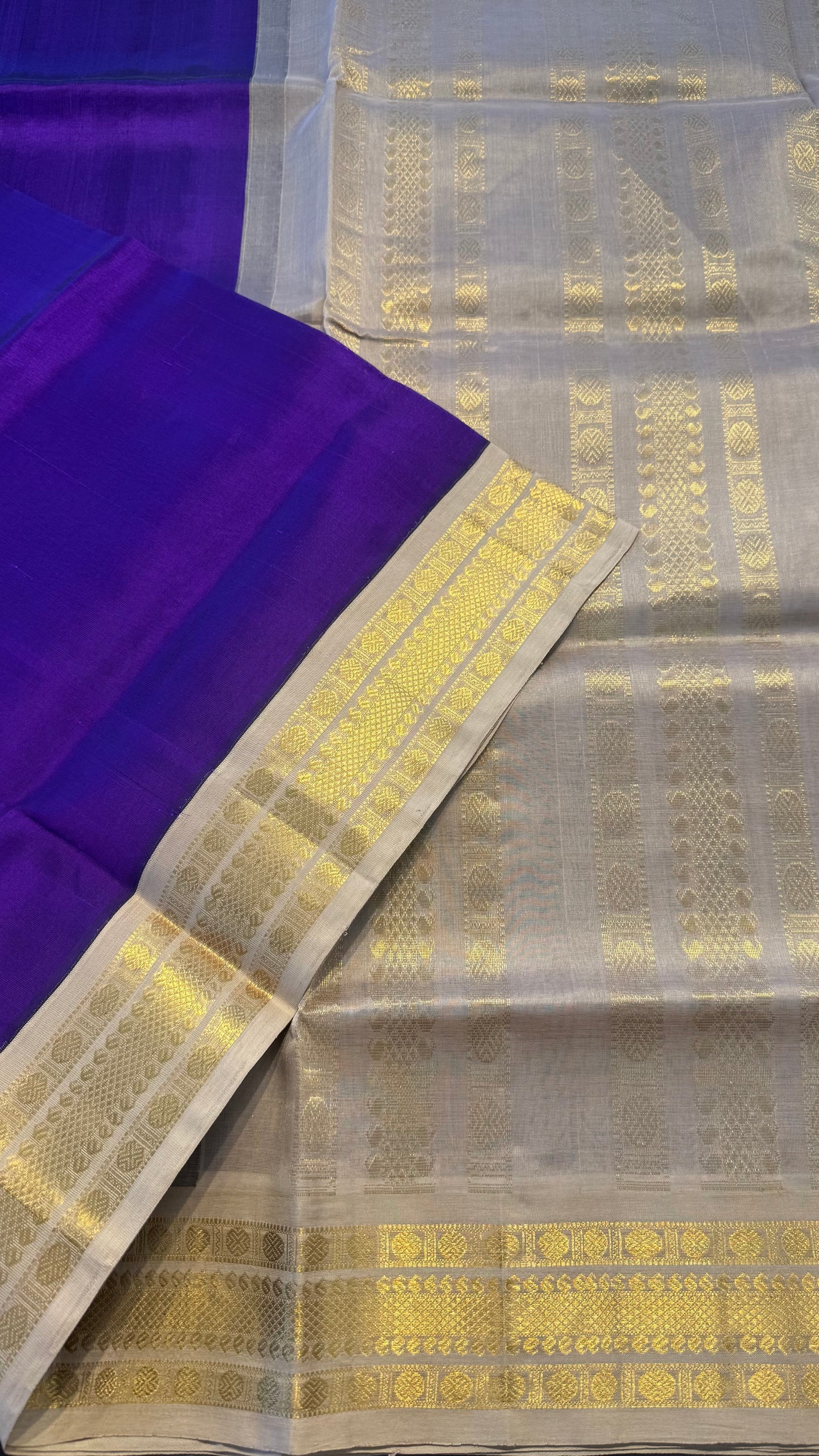 VADAMALLI PURPLE WITH CONTRAST CREAM HANDLOOM KANCHIPURAM SILK COTTON (KSC21)