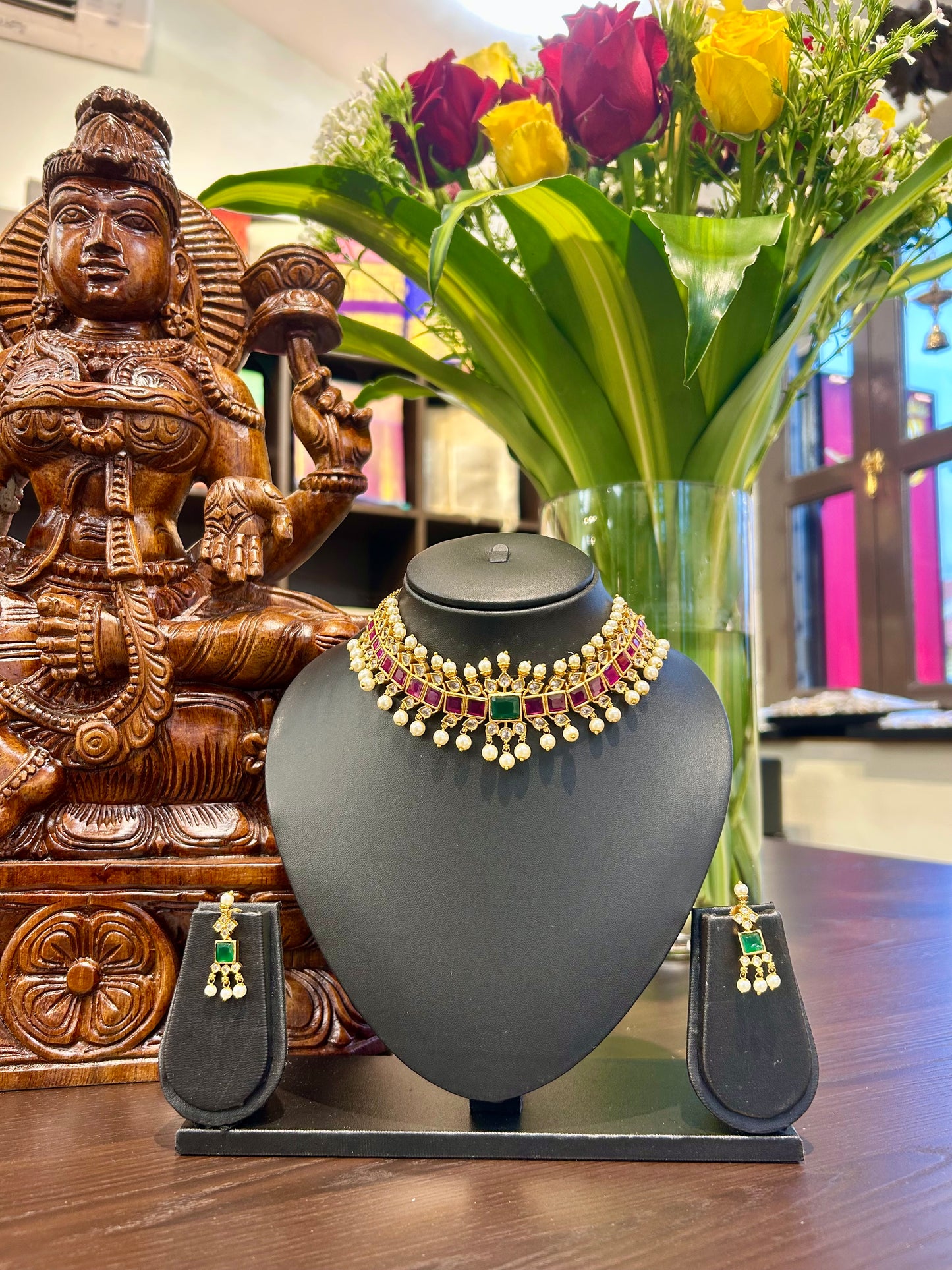 Darshana Short Necklace Jewellery Set