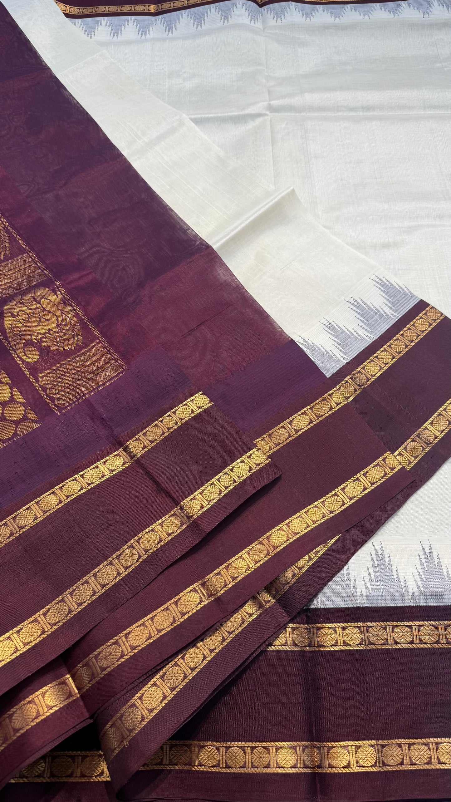 CREAM WITH MAROON TRADITIONAL RETTAI PETTA BORDER HANDLOOM KANCHIPURAM SILK COTTON (KSC43)