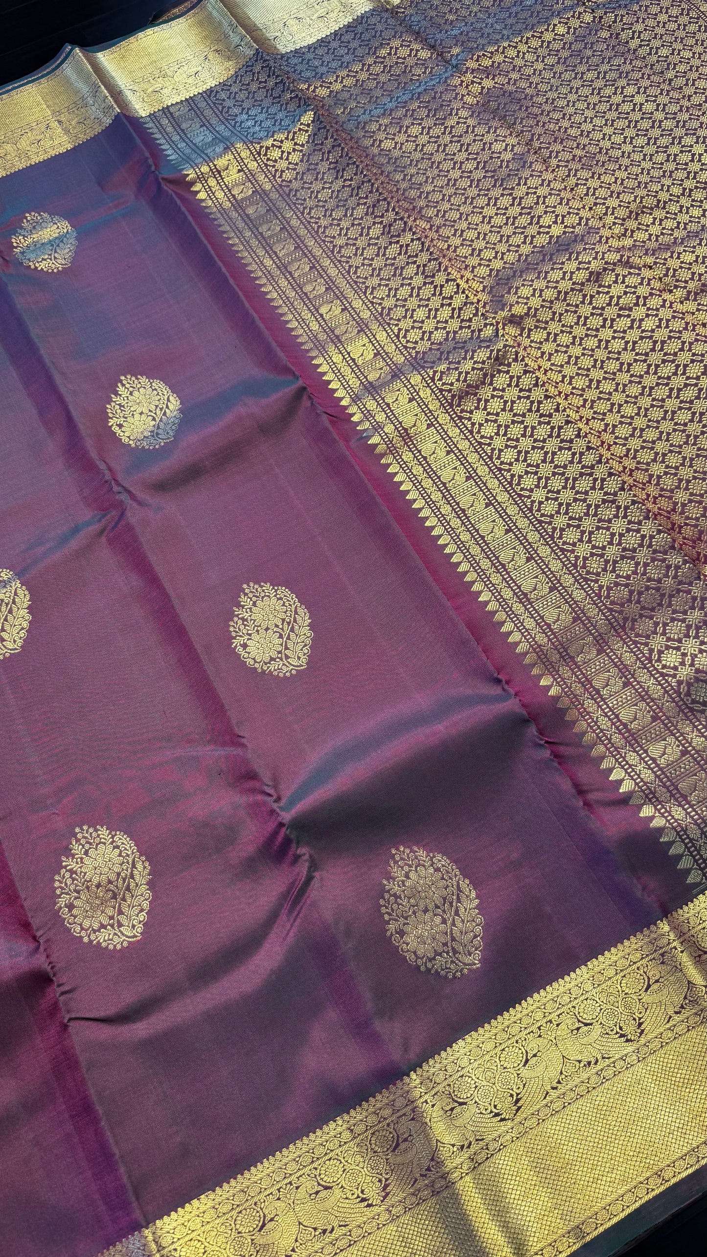 PURPLISH GREEN GOLD ZARI HANDLOOM KANCHIPURAM SILK SAREE (KSS420)