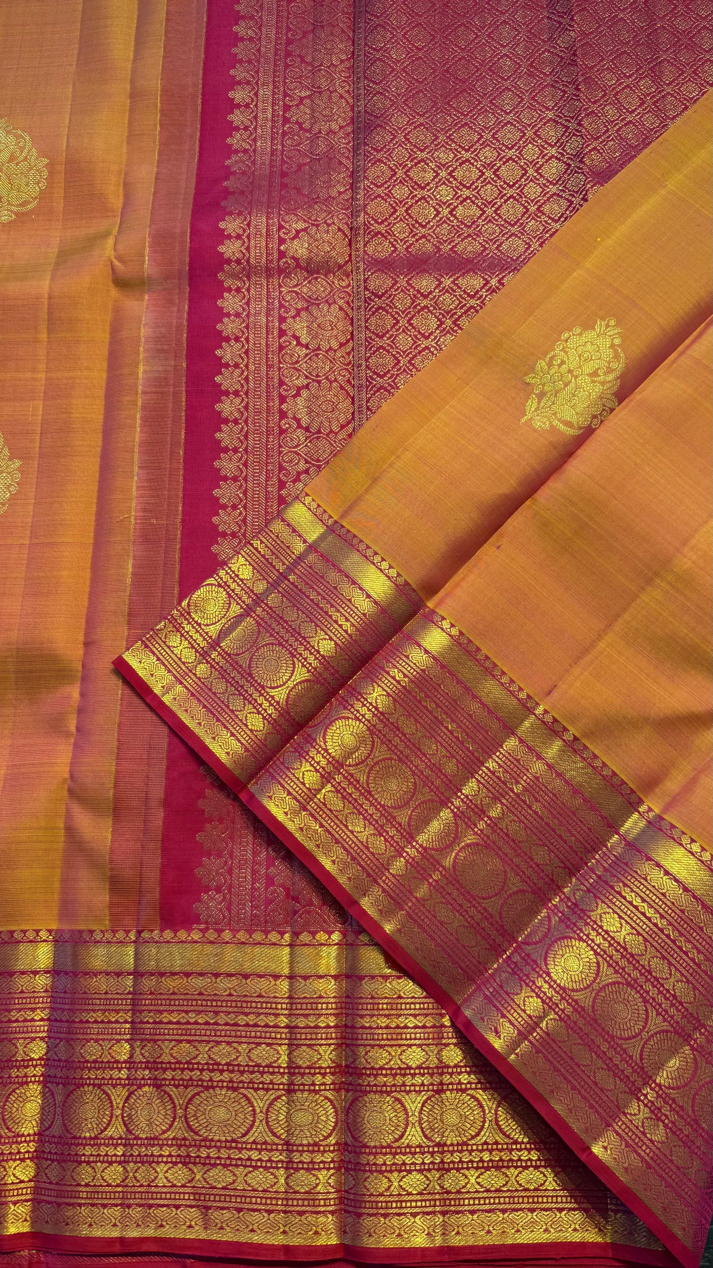 MANGO YELLOW WITH CONTRAST PINK GOLD ZARI HANDLOOM KANCHIPURAM SILK SAREE (KSS388)