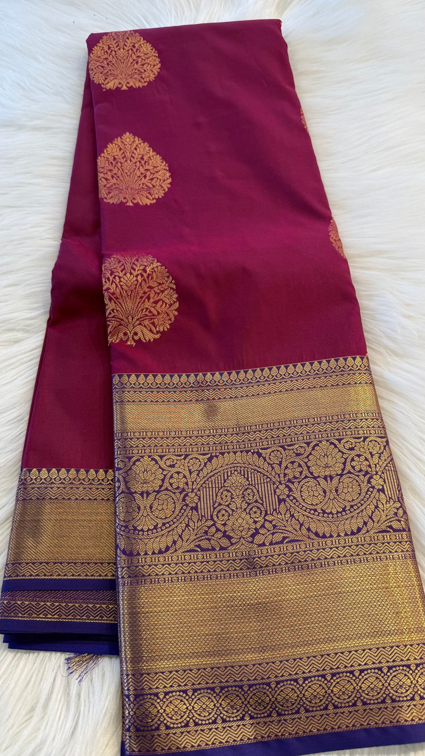 PURPLE WITH CONTRAST INDIGO PURPLE SILK KANICHIPURAM SILK SAREE (SSKS35)