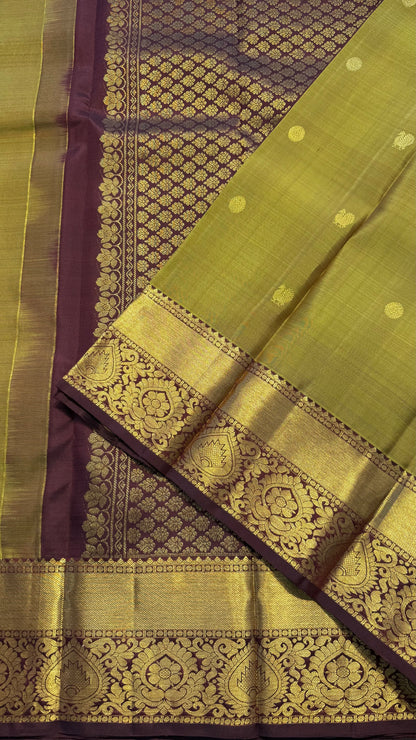 DUAL TONE OLIVE GREEN WITH CONTRAST DARK BROWN HANDLOOM KANCHIPURAM SILK SAREE (KSS424)