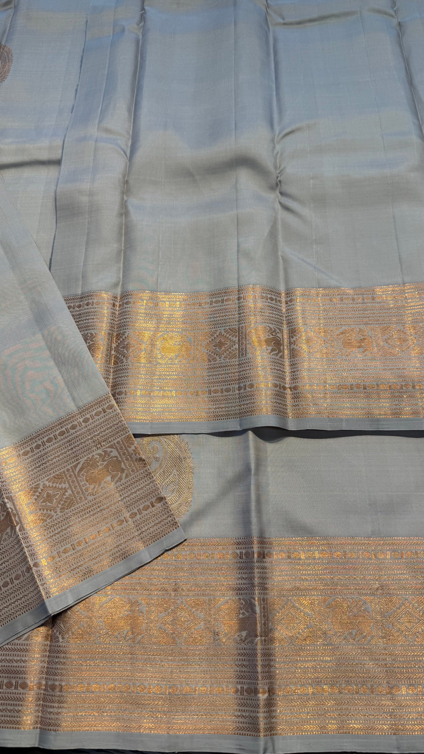 ASH GREY WITH COPPER ZARI BORDER PURE HANDLOOM KANCHIPURAM SILK SAREE (KSS 493)