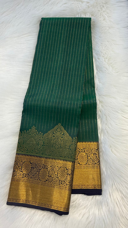FOREST GREEN WITH CONTRAST NAVY BLUE GOLD ZARI HANDLOOM KANICHIPURAM SILK SAREE (KSS146)