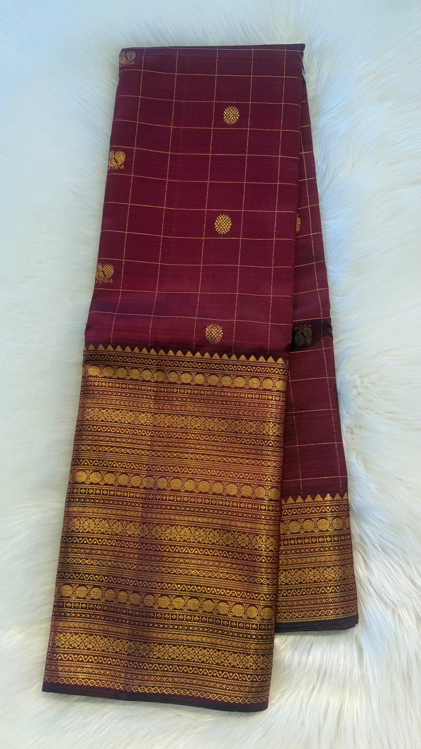MAROON CHECKED GOLD ZARI HANDLOOM KANICHIPURAM SILK SAREE (KSS 503)