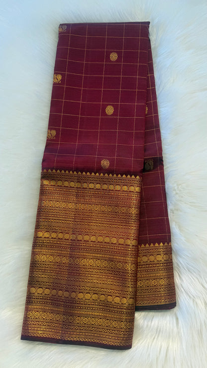 MAROON CHECKED GOLD ZARI HANDLOOM KANICHIPURAM SILK SAREE (KSS 503)