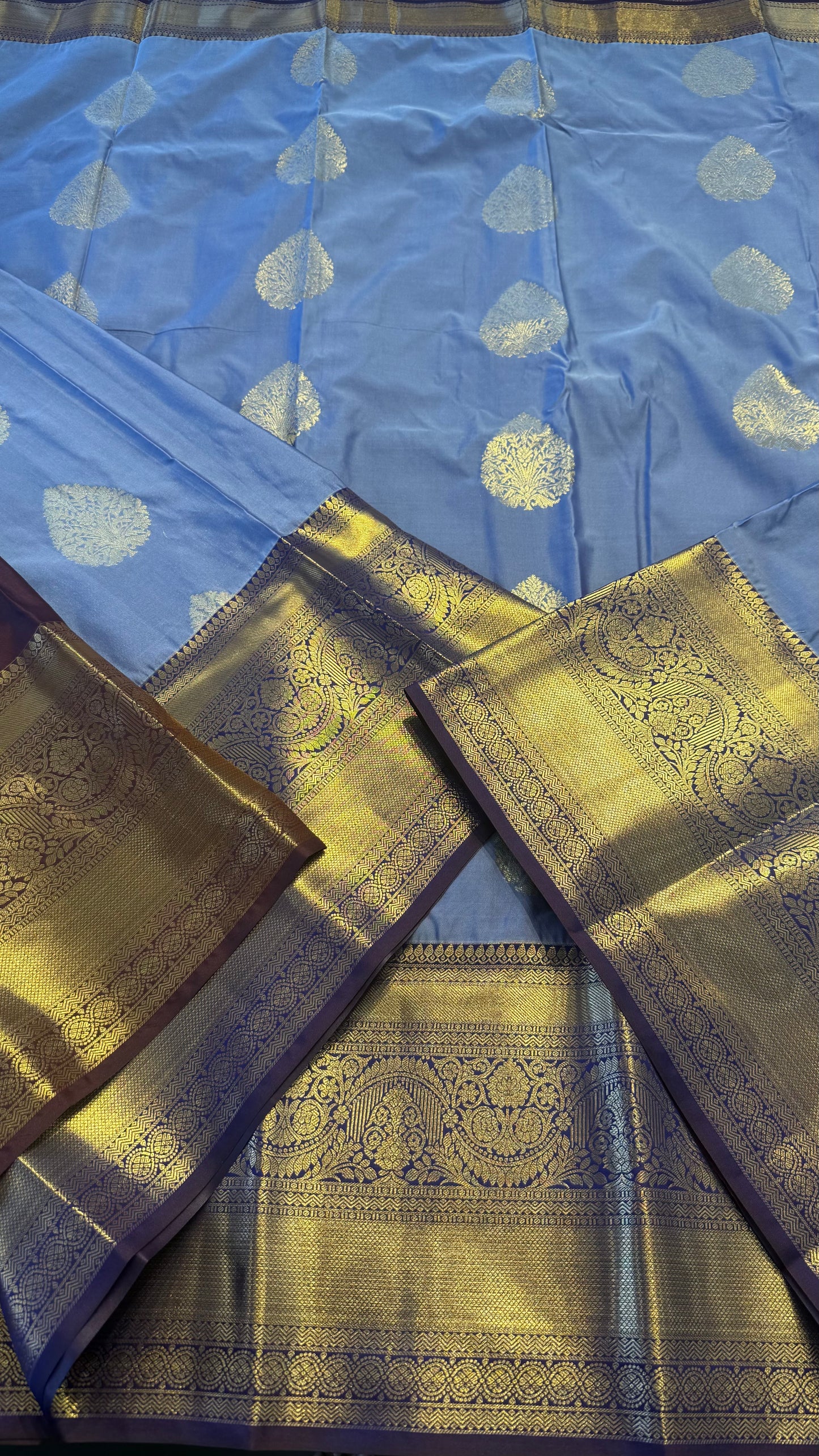 PASTEL PURPLE WITH CONTRAST CHOCOLATE BROWN SEMI SILK KANICHIPURAM SILK SAREE (SSKS03)