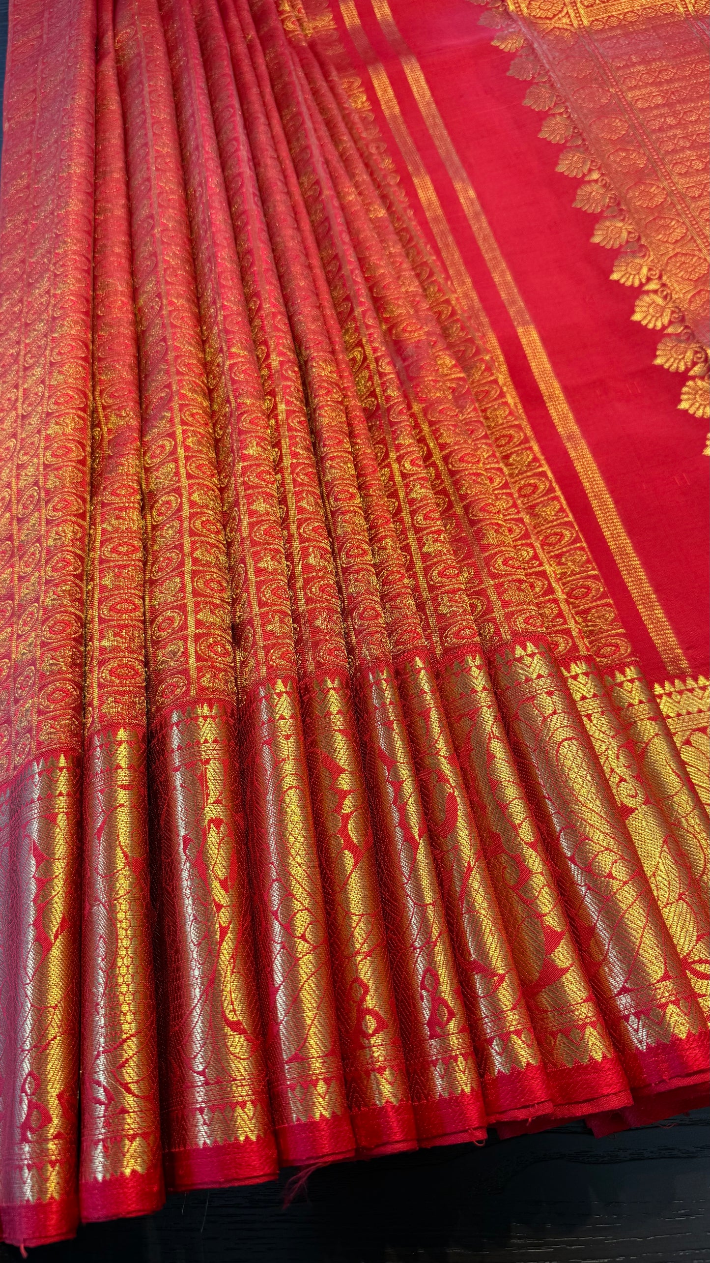 CHILLI RED FULL GOLD ZARI PURE HANDLOOM SILK SAREE(KSS 508)