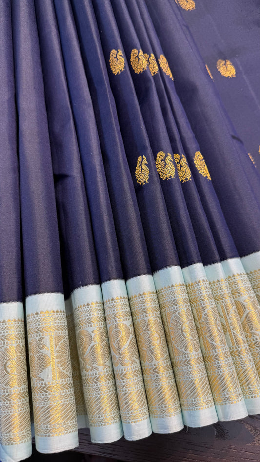 NAVY BLUE WITH CONTRAST ICE BLUE GOLD ZARI HANDLOOM KANCHIPURAM SILK SAREE (KSS294)