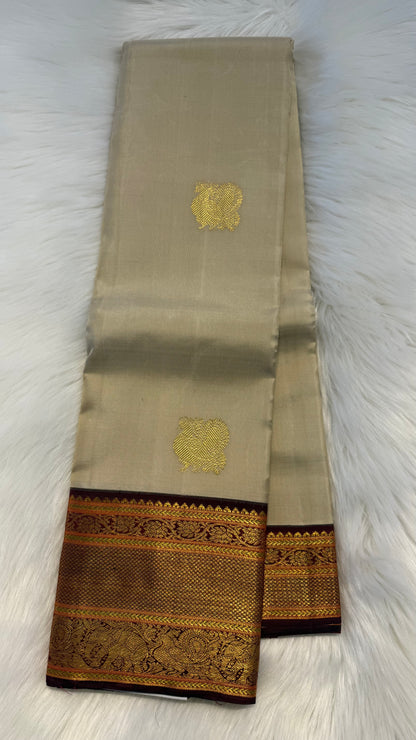 GOLD CONTRAST MAROON BORDER GOLD ZARI HANDLOOM KANICHIPURAM SILK SAREE (KSS135)