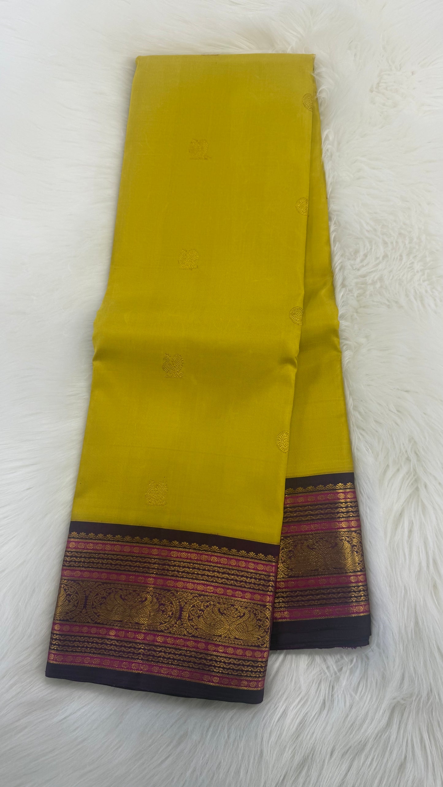 LIME YELLOW WITH CONTRAST PURPLE GOLD ZARI HANDLOOM KANICHIPURAM SILK SAREE (KSS171)