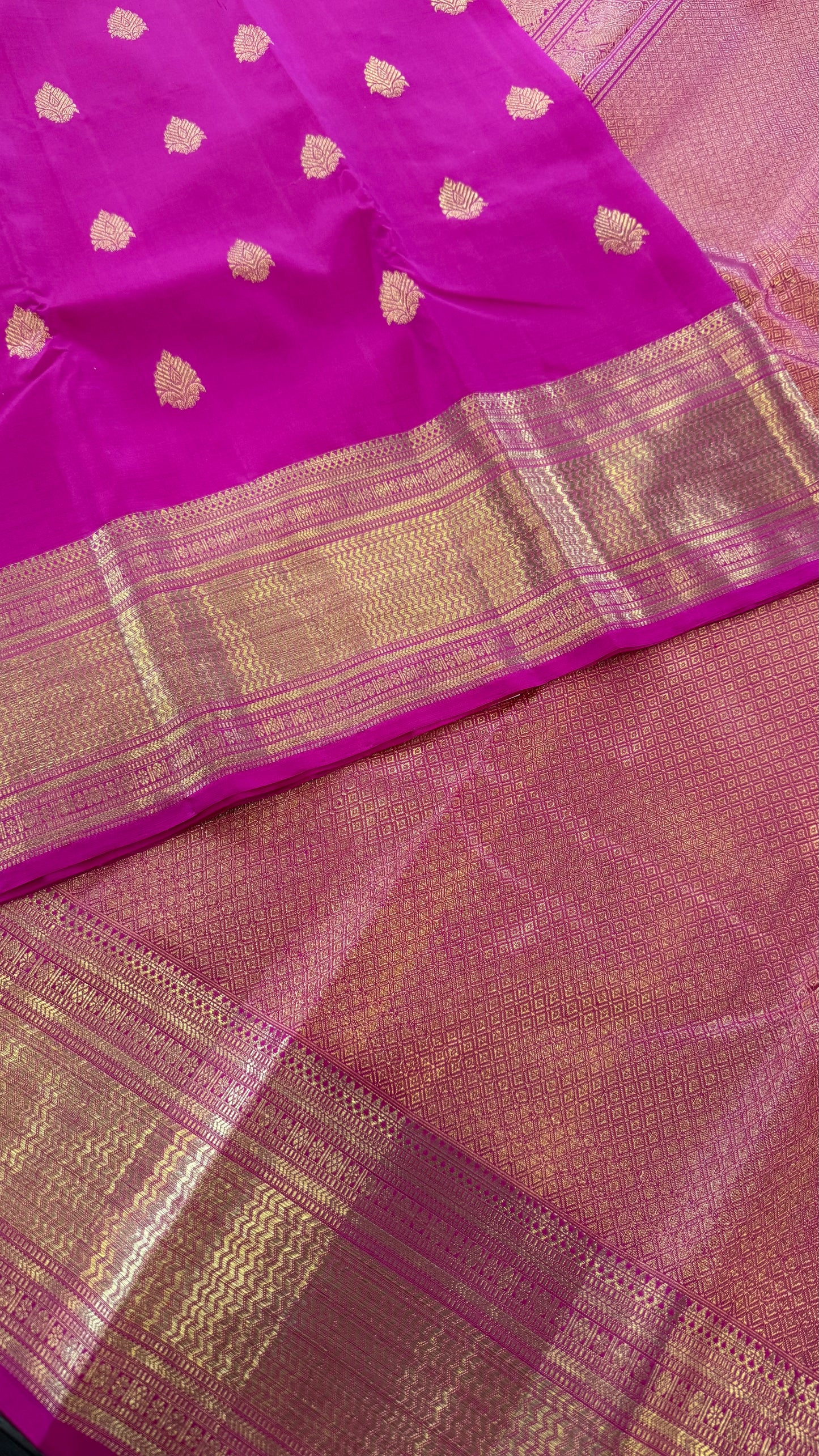 FUCHSIA PINK GOLD ZARI HANDLOOM KANICHIPURAM SILK SAREE (KSS115)
