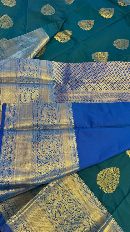 DUAL TONE GREEN WITH CONTRAST ROYAL BLUE SILK KANICHIPURAM SILK SAREE (SSKS52)