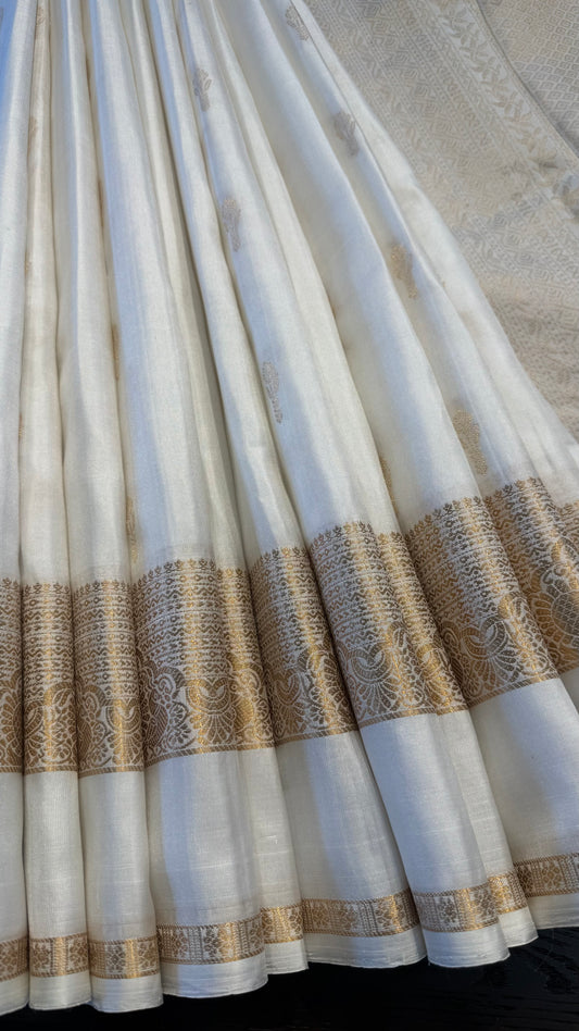 WHITE GOLD ZARI HANDLOOM KANCHIPURAM SILK SAREE (KSS472)