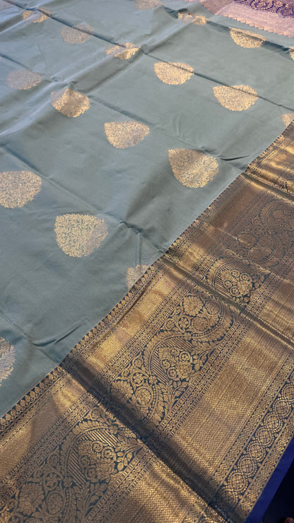 SAGE GREEN WITH CONTRAST BLUE SILK KANICHIPURAM SILK SAREE (SSKS47)