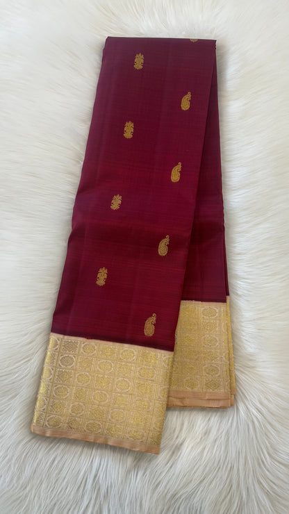 MAROON WITH CONTRAST BEIGE GOLD ZARI HANDLOOM KANICHIPURAM SILK SAREE (KSS264)
