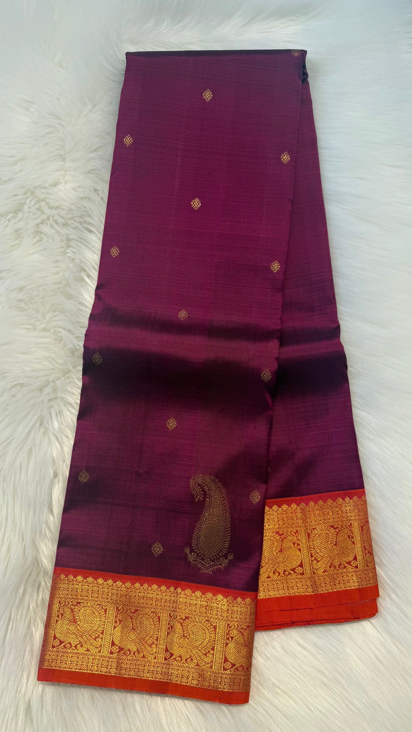 DARK RASBERRY WITH CONTRAST KANAKAMBARAM ORANGE GOLD ZARI HANDLOOM KANICHIPURAM SILK SAREE (KSS157)