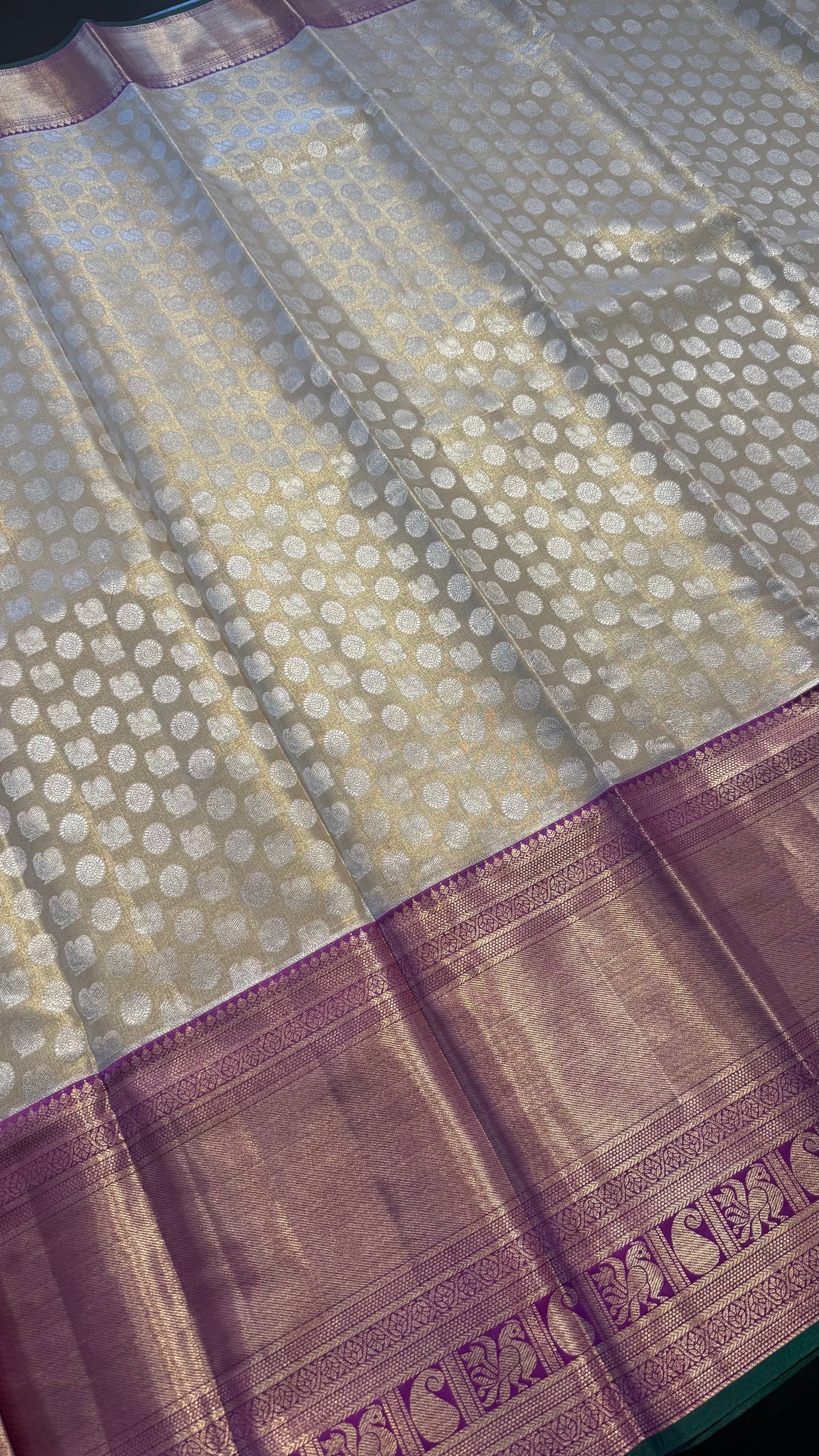 CREAM WITH CONTRAST PURPLE SEMI SILK KANCHIPURAM SILK SAREE (SSKS68)