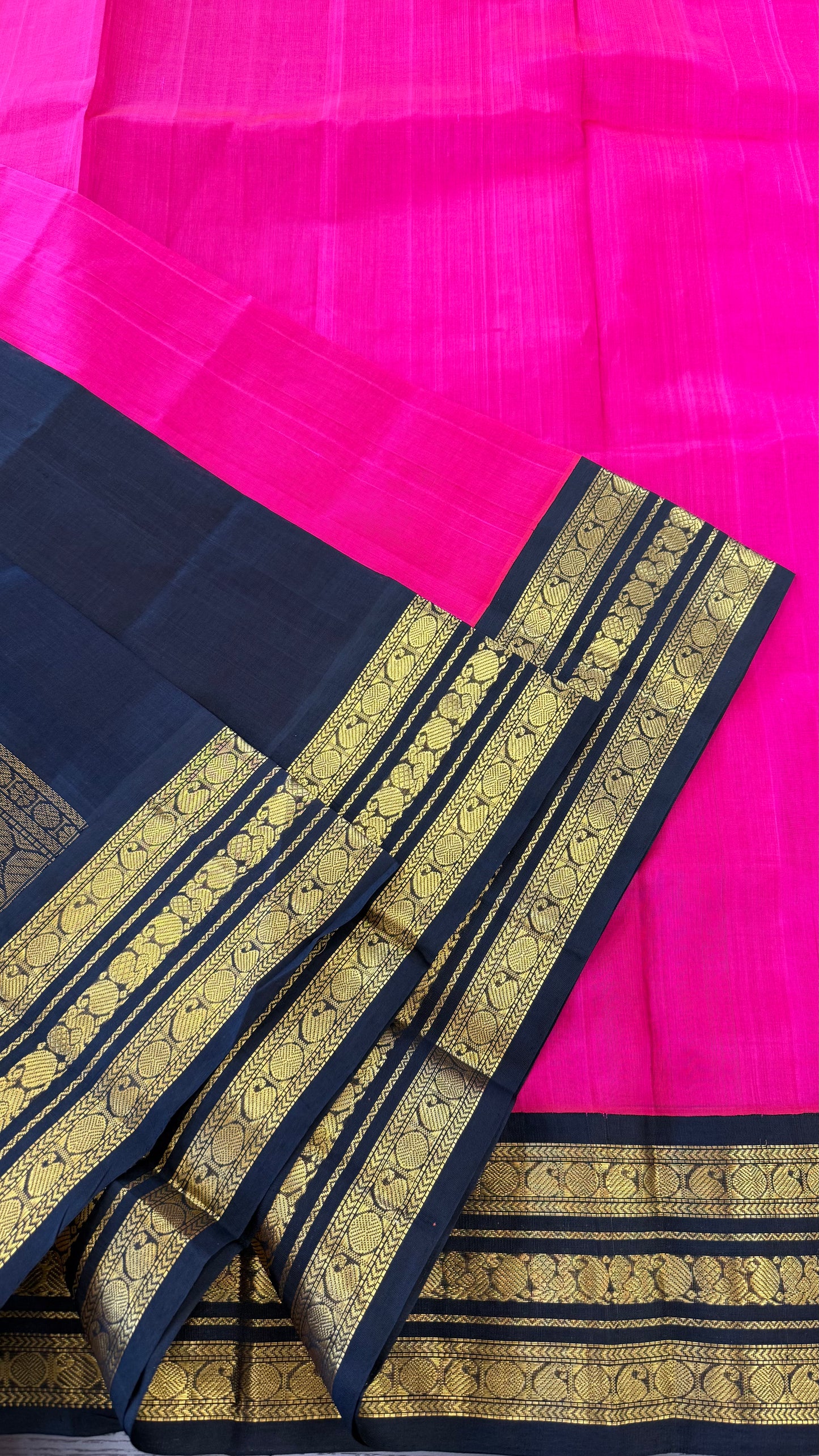 RANI PINK WITH CONTRAST BLACK KANCHIPURAM SILK COTTON (KSC90)