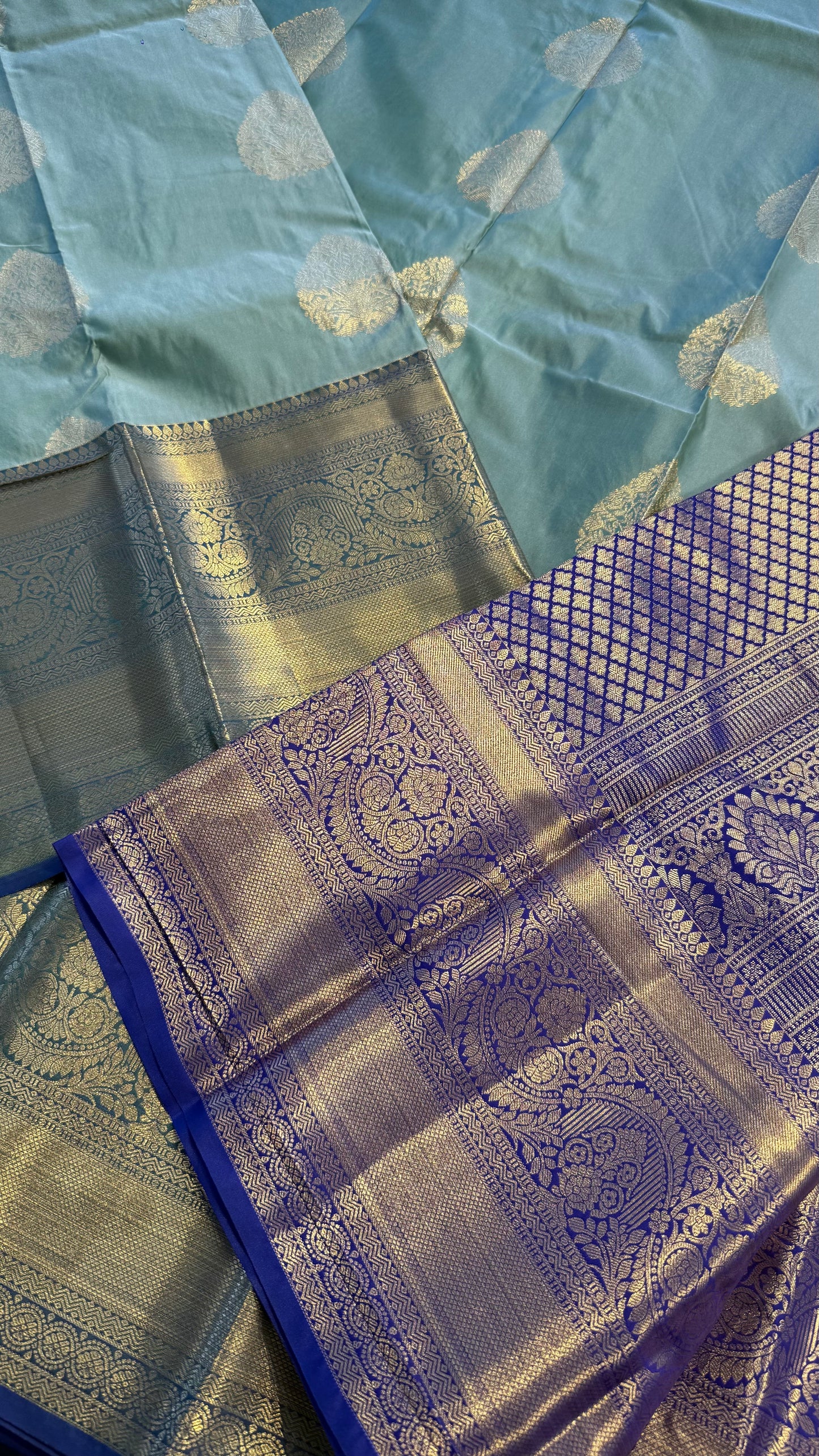PASTEL MINT WITH CONTRAST BLUE SILK KANICHIPURAM SILK SAREE (SSKS54)