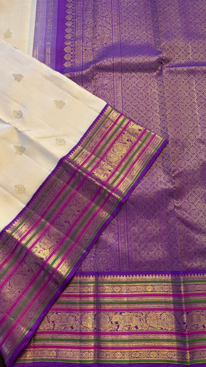 CREAM WITH CONTRAST PURPLE GOLD ZARI HANDLOOM KANCHIPURAM SILK SAREE (KSS288)