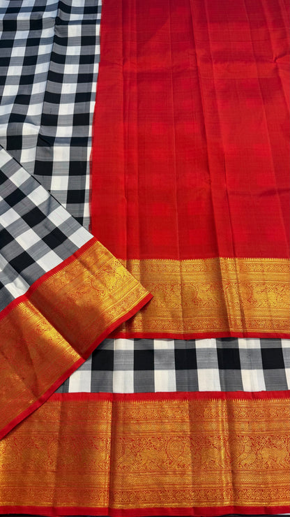 BLACK AND WHITE CHECKED WITH CONTRAST RED GOLD ZARI HANDLOOM KANICHIPURAM SILK SAREE (KSS289)