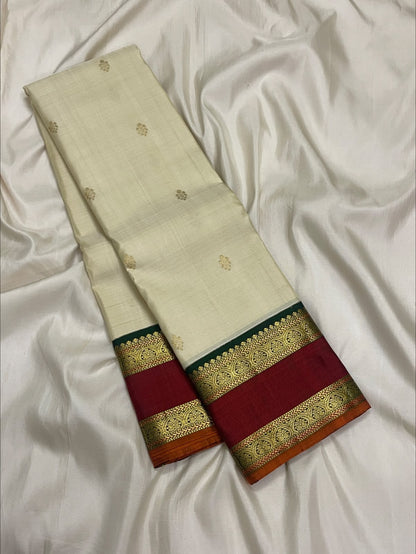 SOFT IVORY CREAM WITH RETTA PETTA DARK GREEN & MAROON TRADITIONAL BORDER PURE KANCHIPURAM HANDLOOM SILK SAREE KSC 02