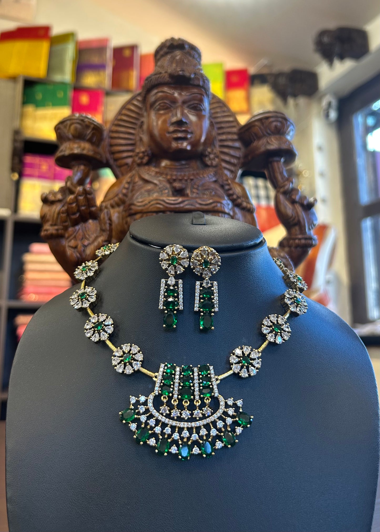 Sidhu Necklace Set