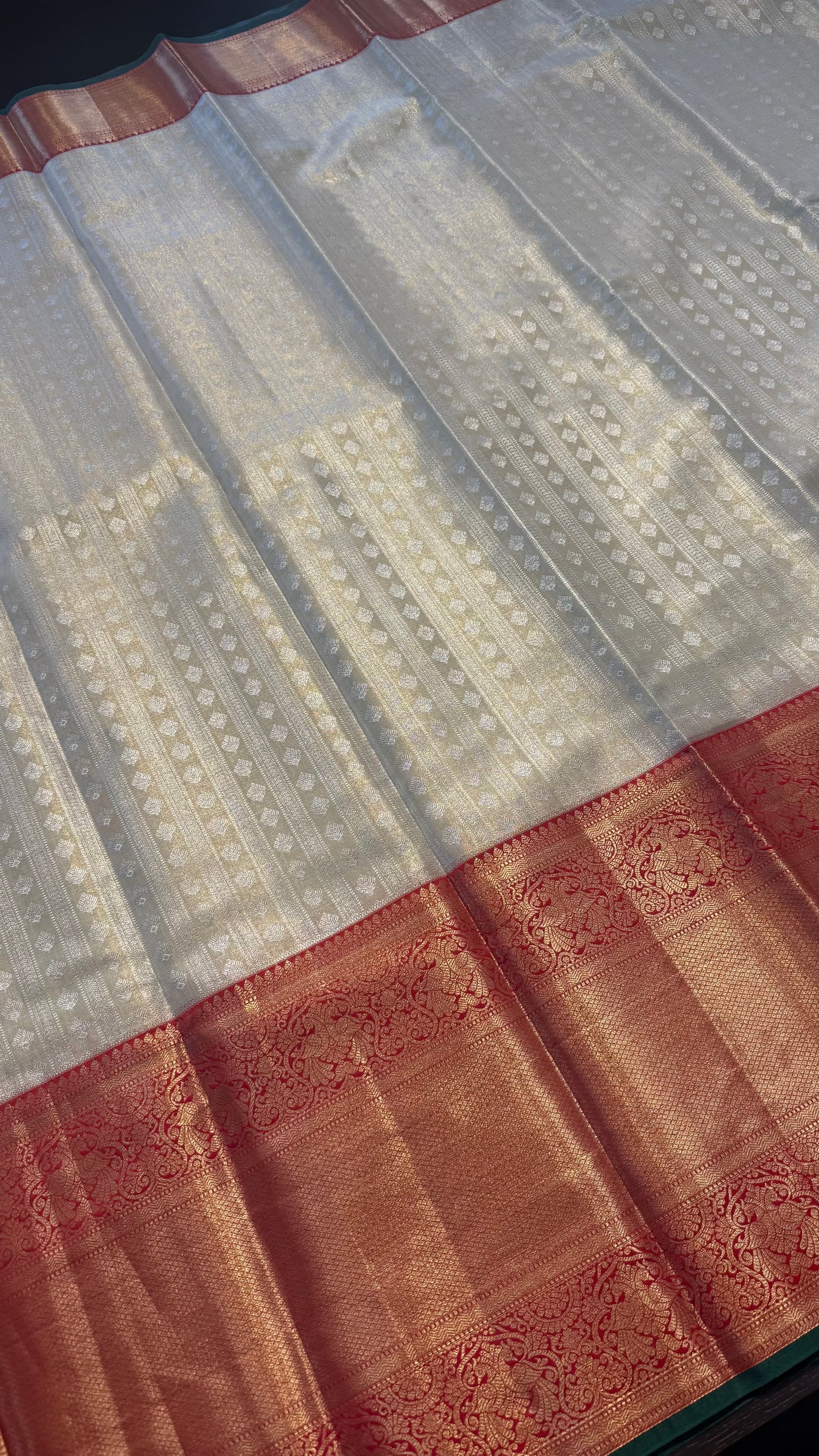 GOLD WITH CONTRAST RED SEMI SILK KANCHIPURAM SILK SAREE (SSKS67)