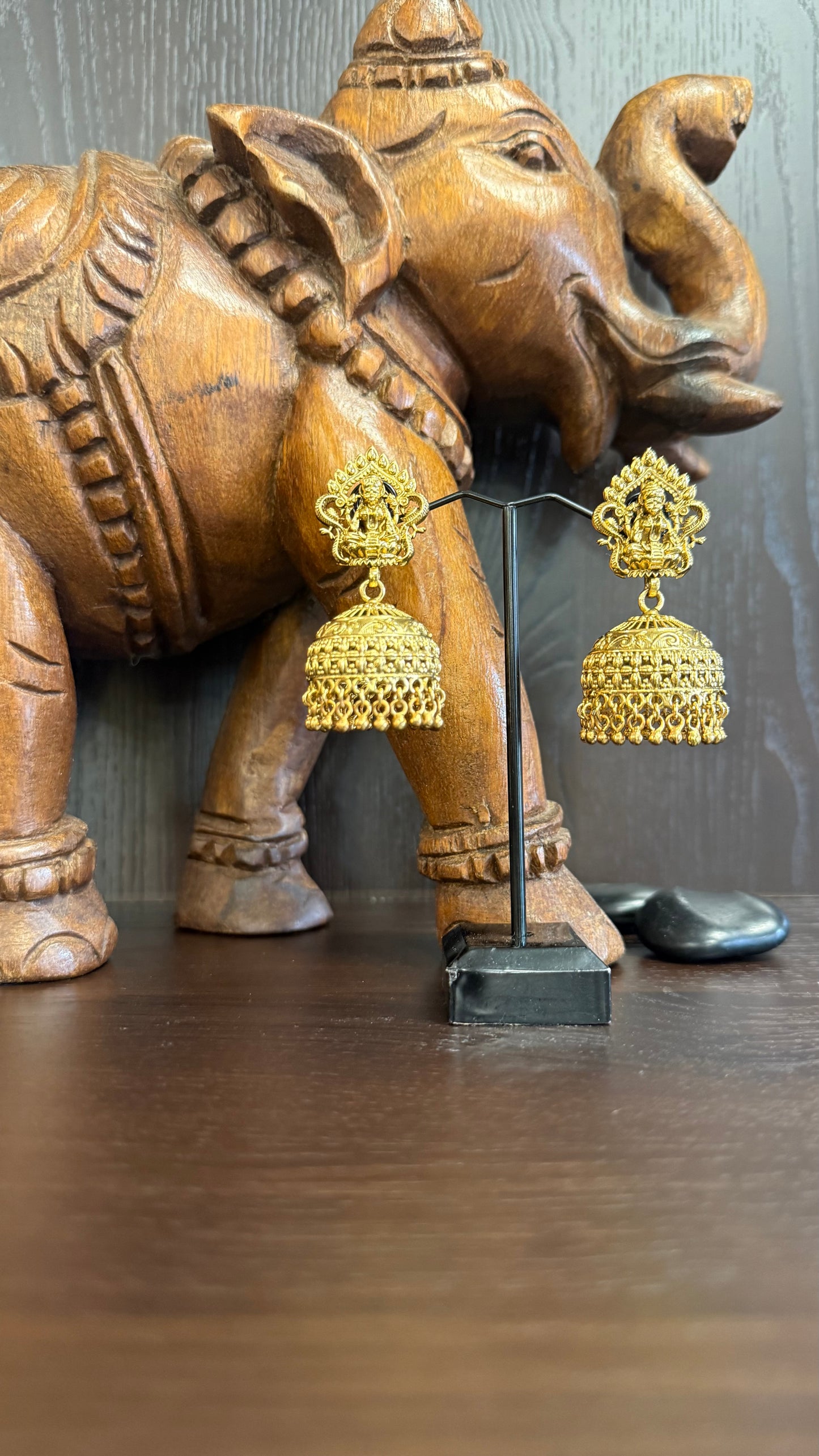 Siya Gold Jhumka