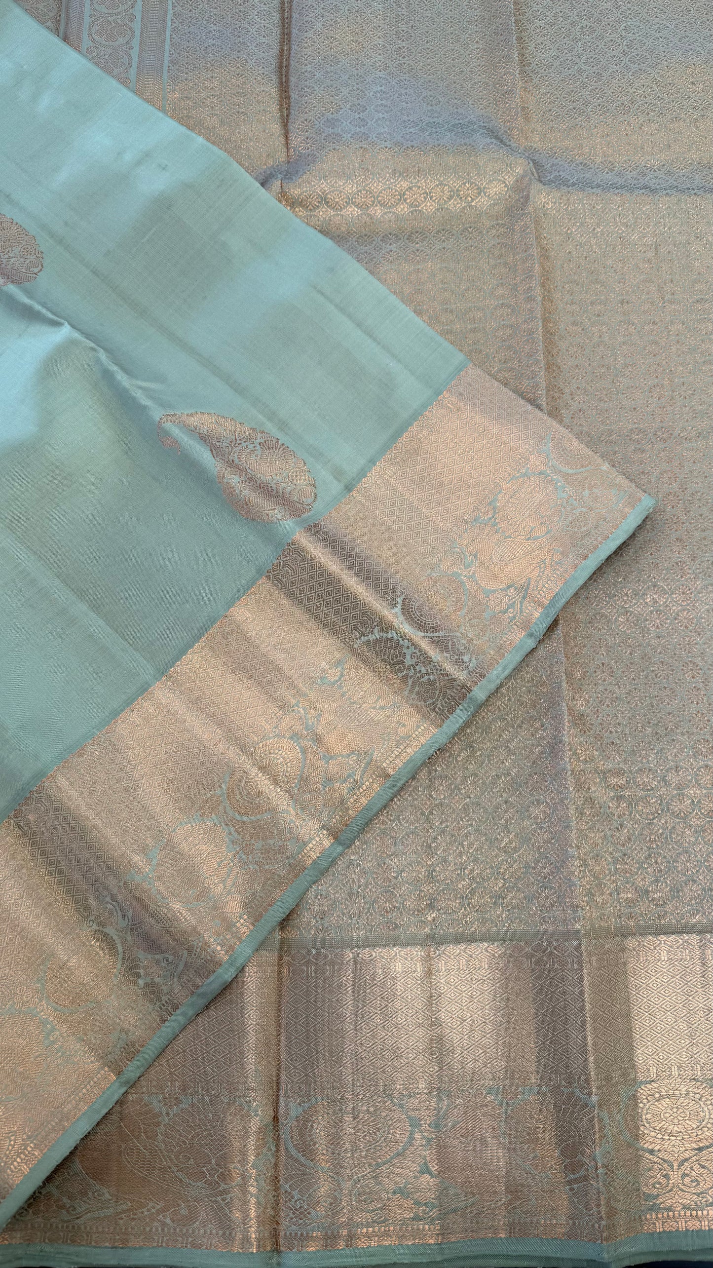 PISTACHIO GREEN HANDLOOM KANICHIPURAM SILK SAREE (KSS327)